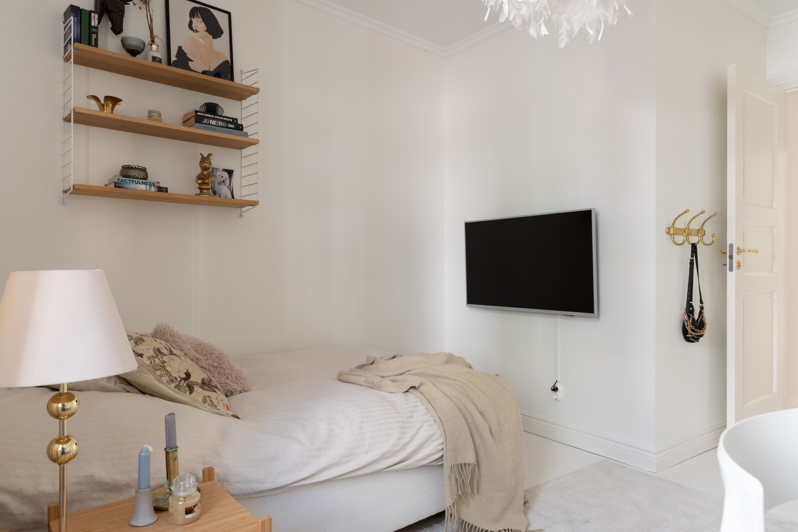 Bostadsbild från Lovisebergsvägen 4A, Till salu i Karlsdal, Västerås