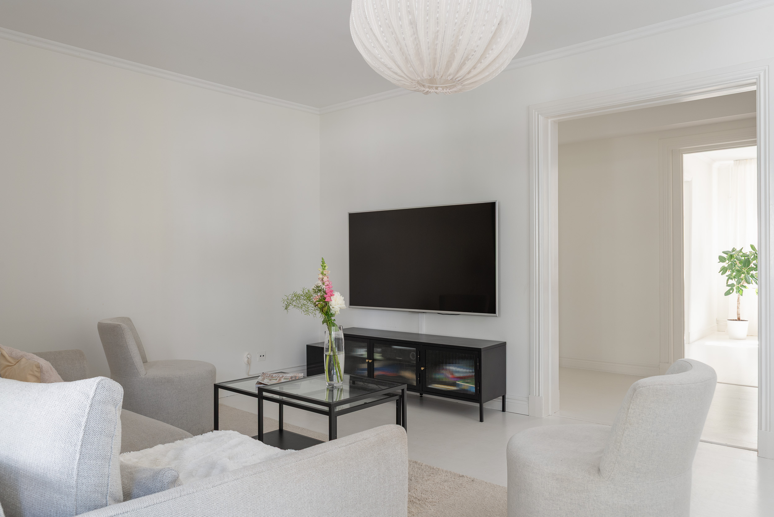 Bostadsbild från Lovisebergsvägen 4A, Såld i Karlsdal, Västerås