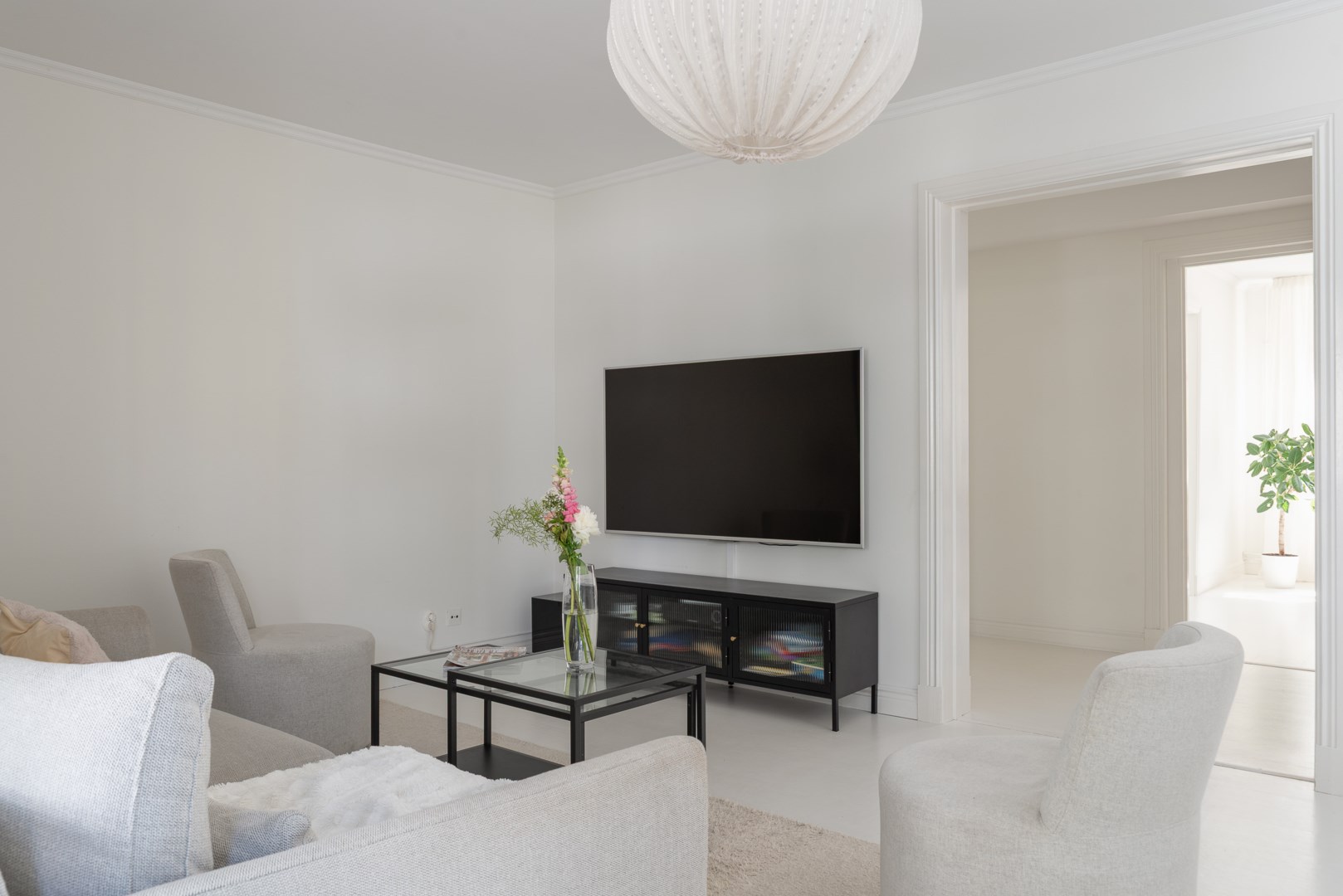 Bostadsbild från Lovisebergsvägen 4A, Till salu i Karlsdal, Västerås