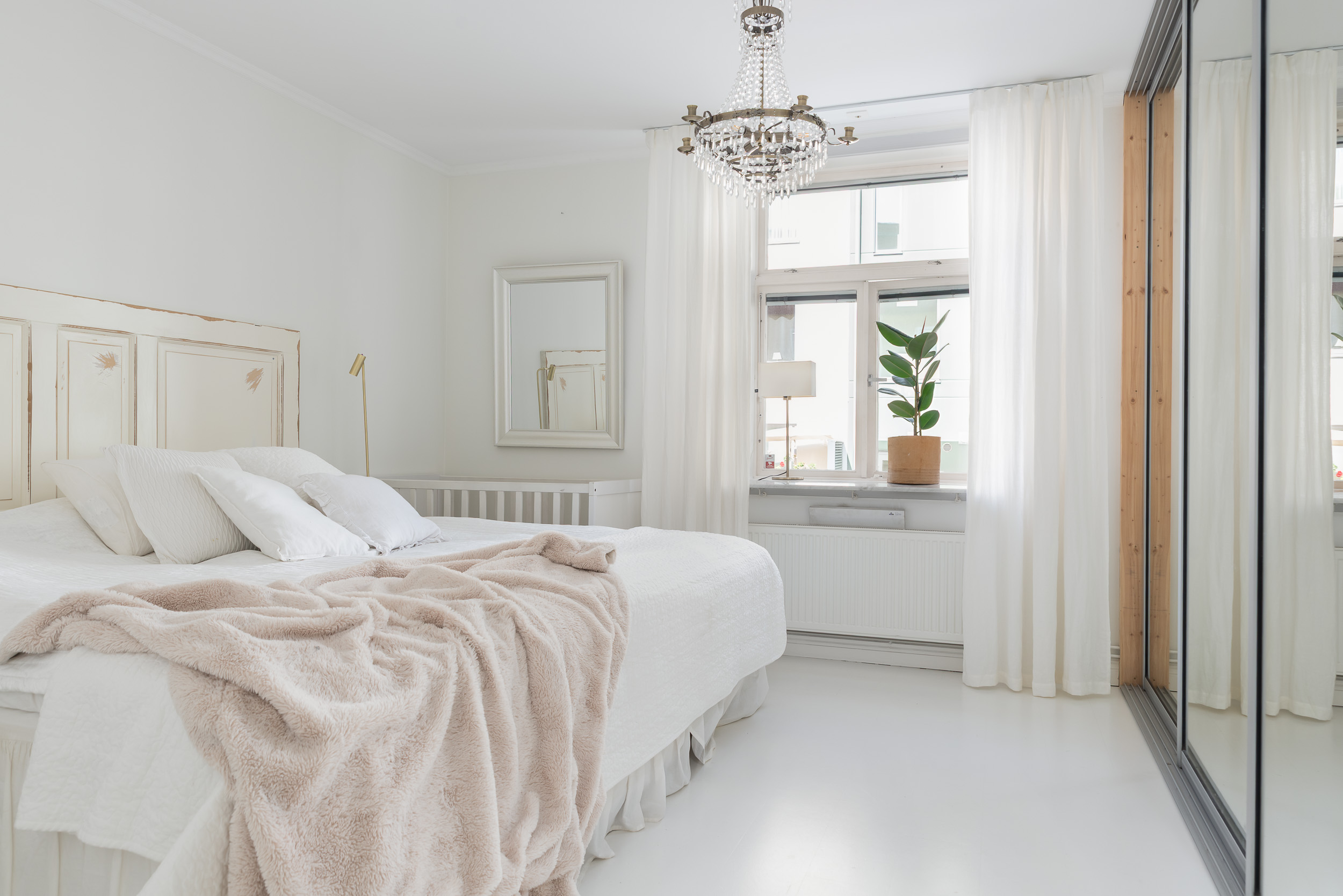 Bostadsbild från Lovisebergsvägen 4A, Såld i Karlsdal, Västerås