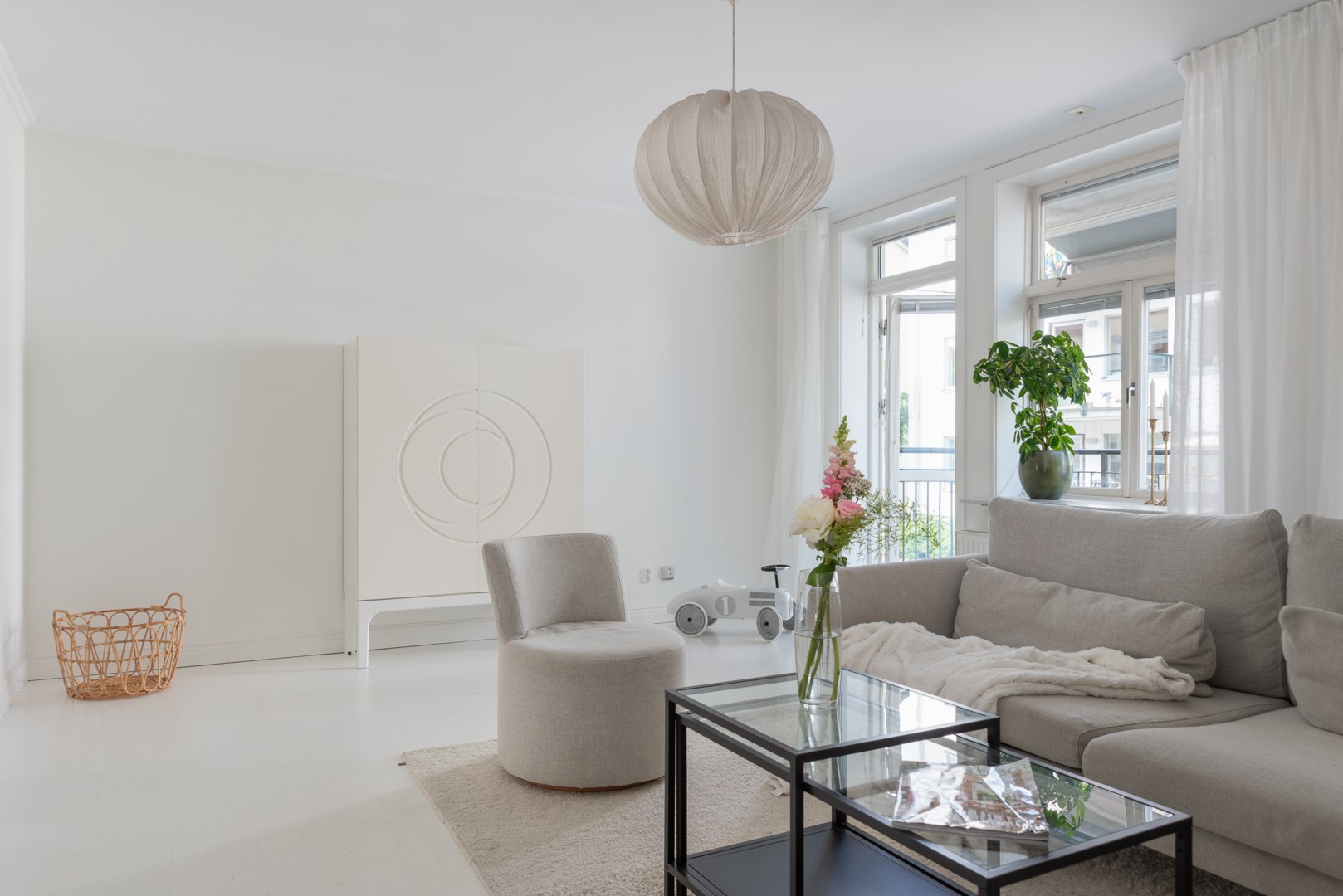 Bostadsbild från Lovisebergsvägen 4A, Till salu i Karlsdal, Västerås