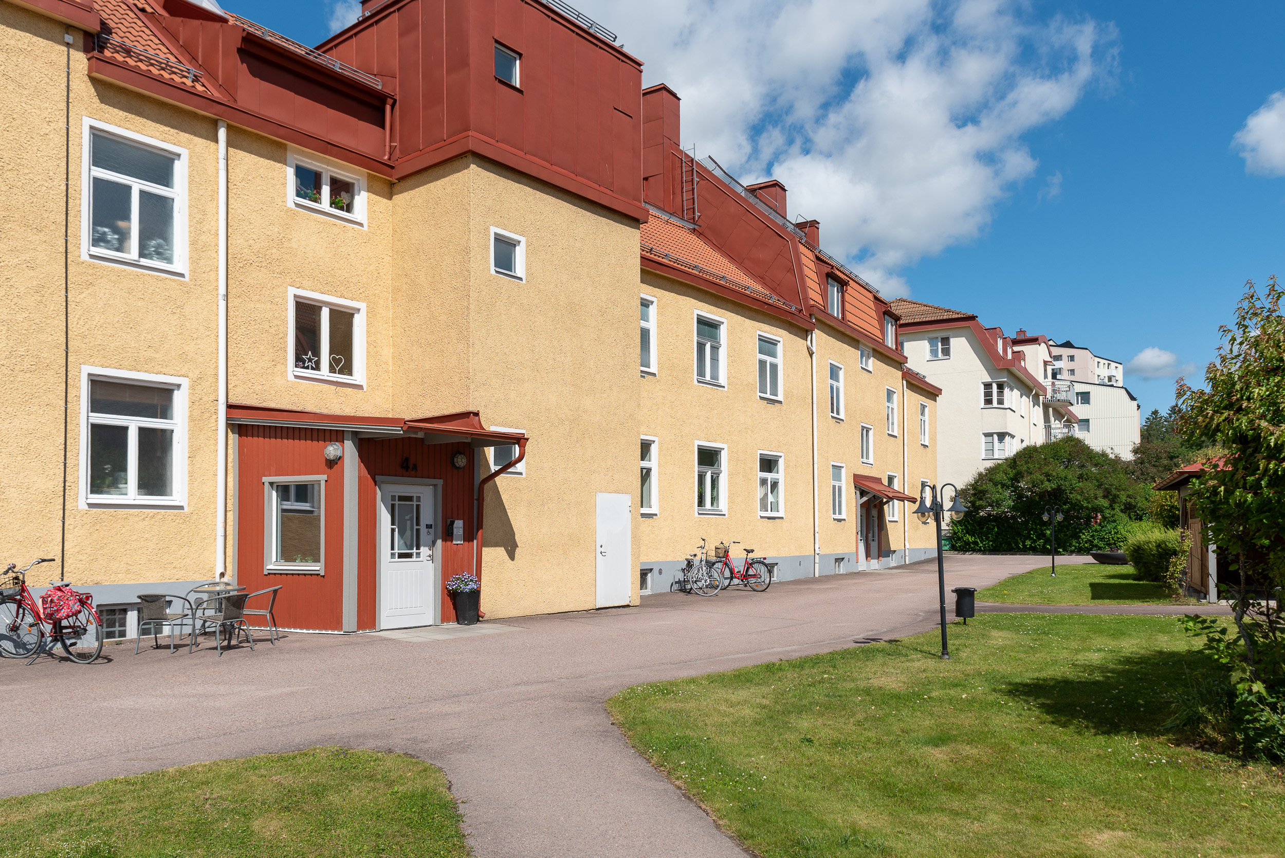 Bostadsbild från Lovisebergsvägen 4A, Såld i Karlsdal, Västerås