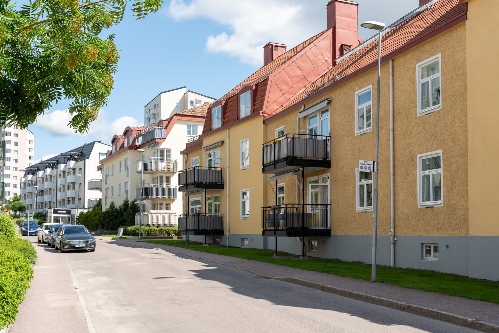 Bostadsbild från Lovisebergsvägen 4A, Till salu i Karlsdal, Västerås