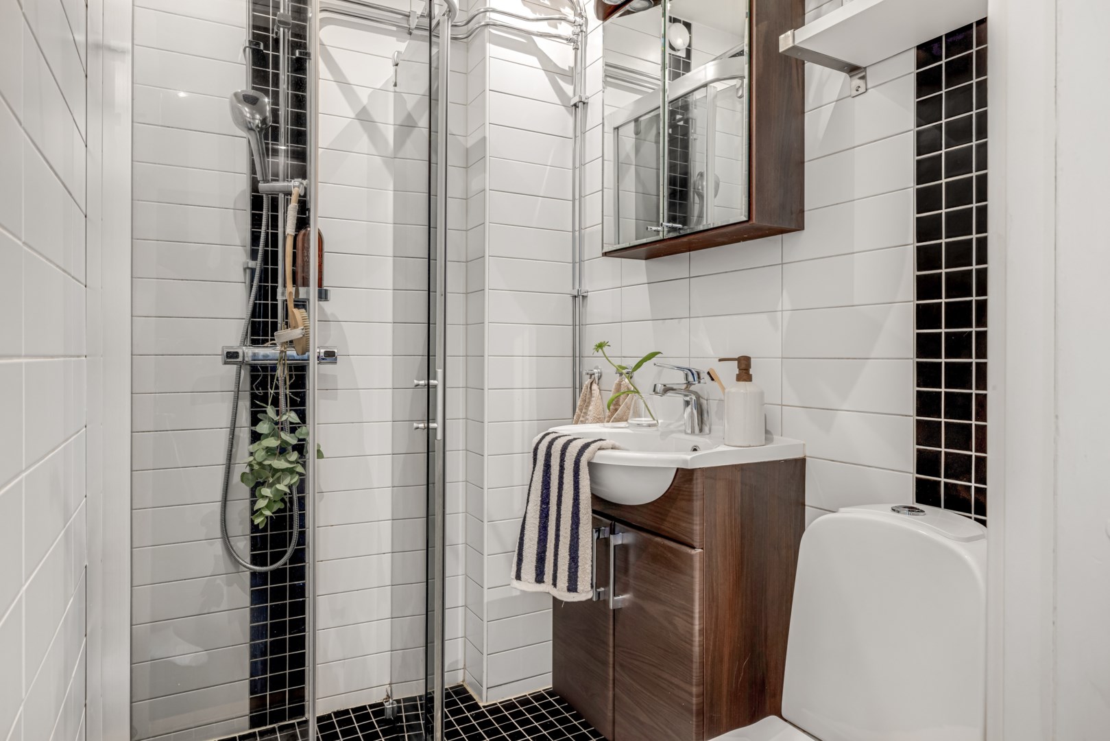 Bostadsbild från Frodegatan 33C, Såld i Fålhagen, Uppsala