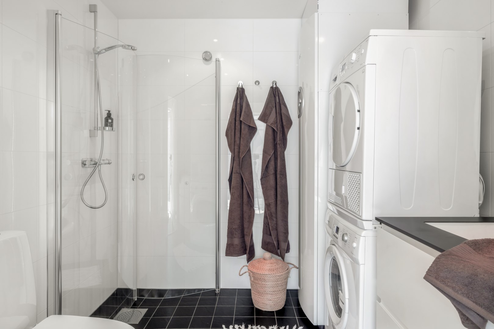 Bostadsbild från Storstensvägen 38, Kommande i Lindbacken, Uppsala