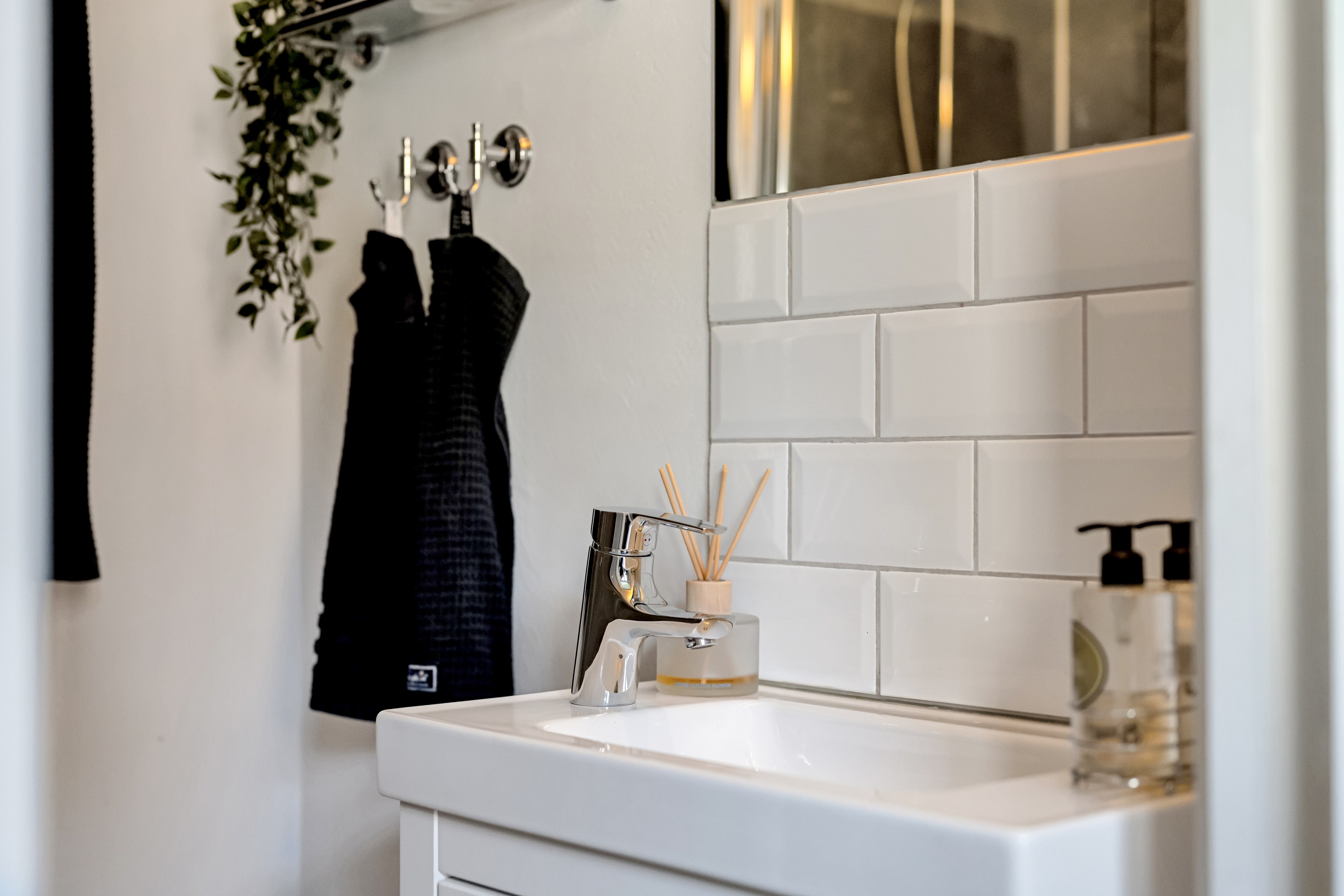 Bostadsbild från Rundelsgränd 8, Såld i Öfre Slotts, Uppsala