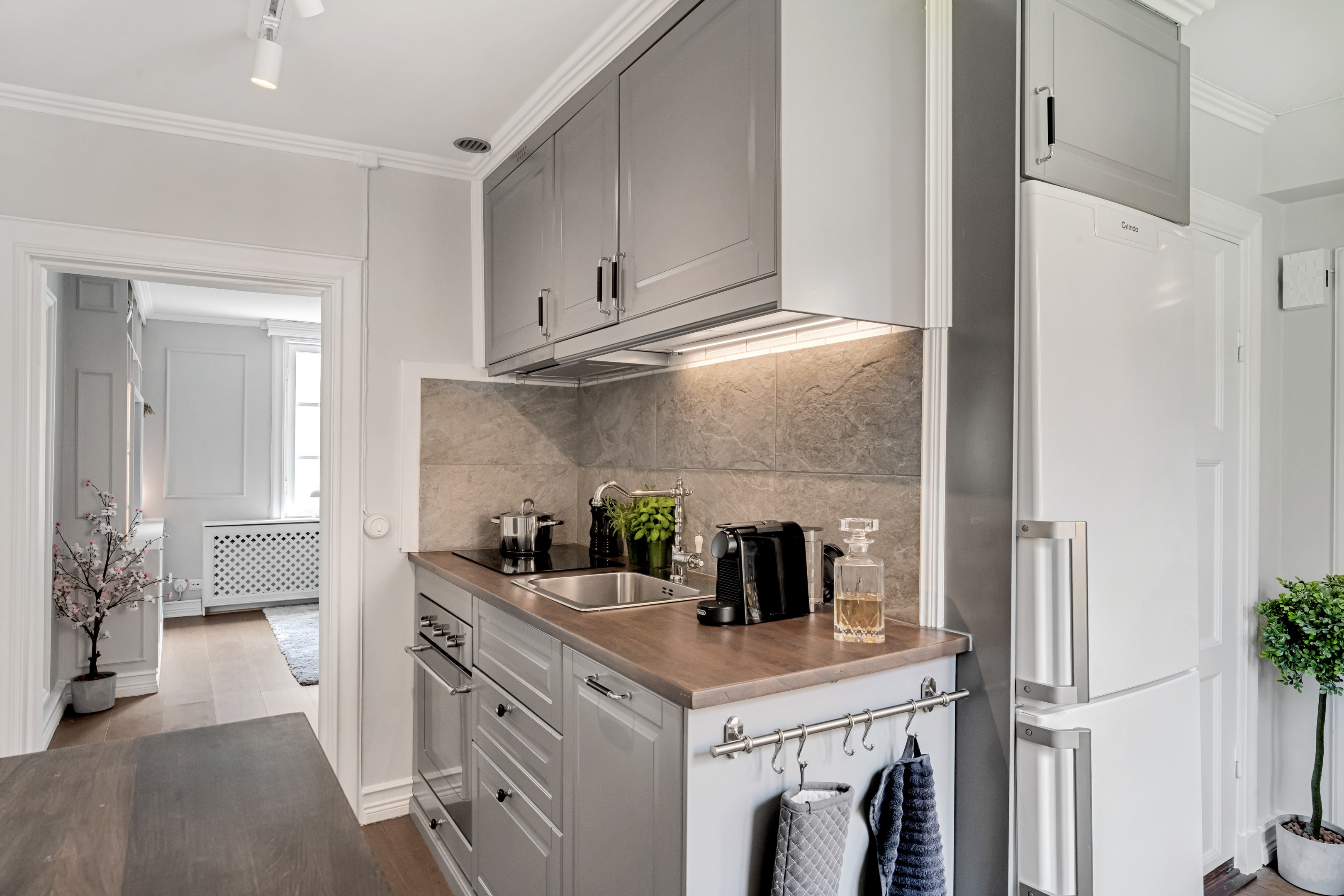 Bostadsbild från Rundelsgränd 8, Såld i Öfre Slotts, Uppsala