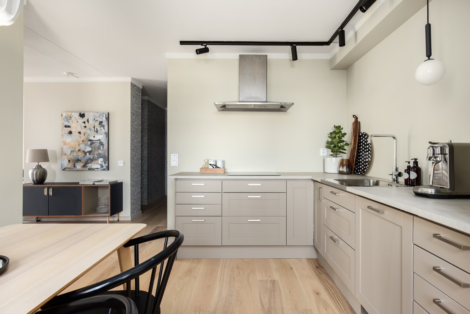 Bostadsbild från Skarpövägen 31, Såld i Västra Orminge, Nacka