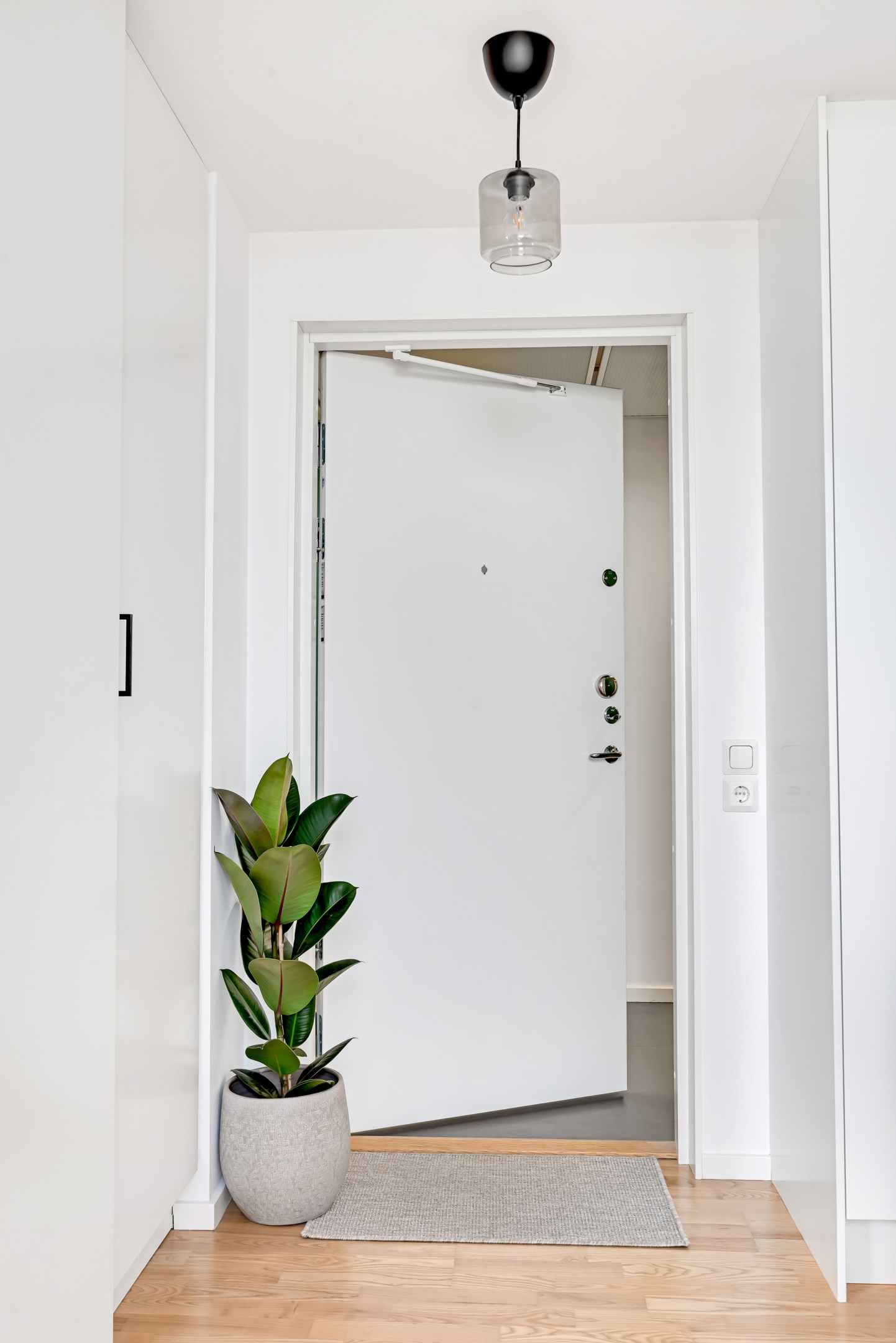 Bostadsbild från Rosendalsvägen 12, Såld i Rosendal, Uppsala