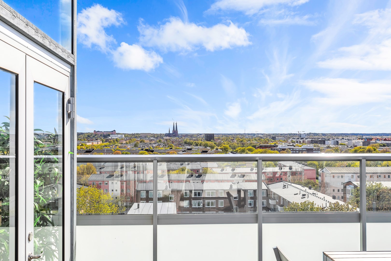 Bostadsbild från Solskensgatan 19, Såld i Gränby backe, Uppsala