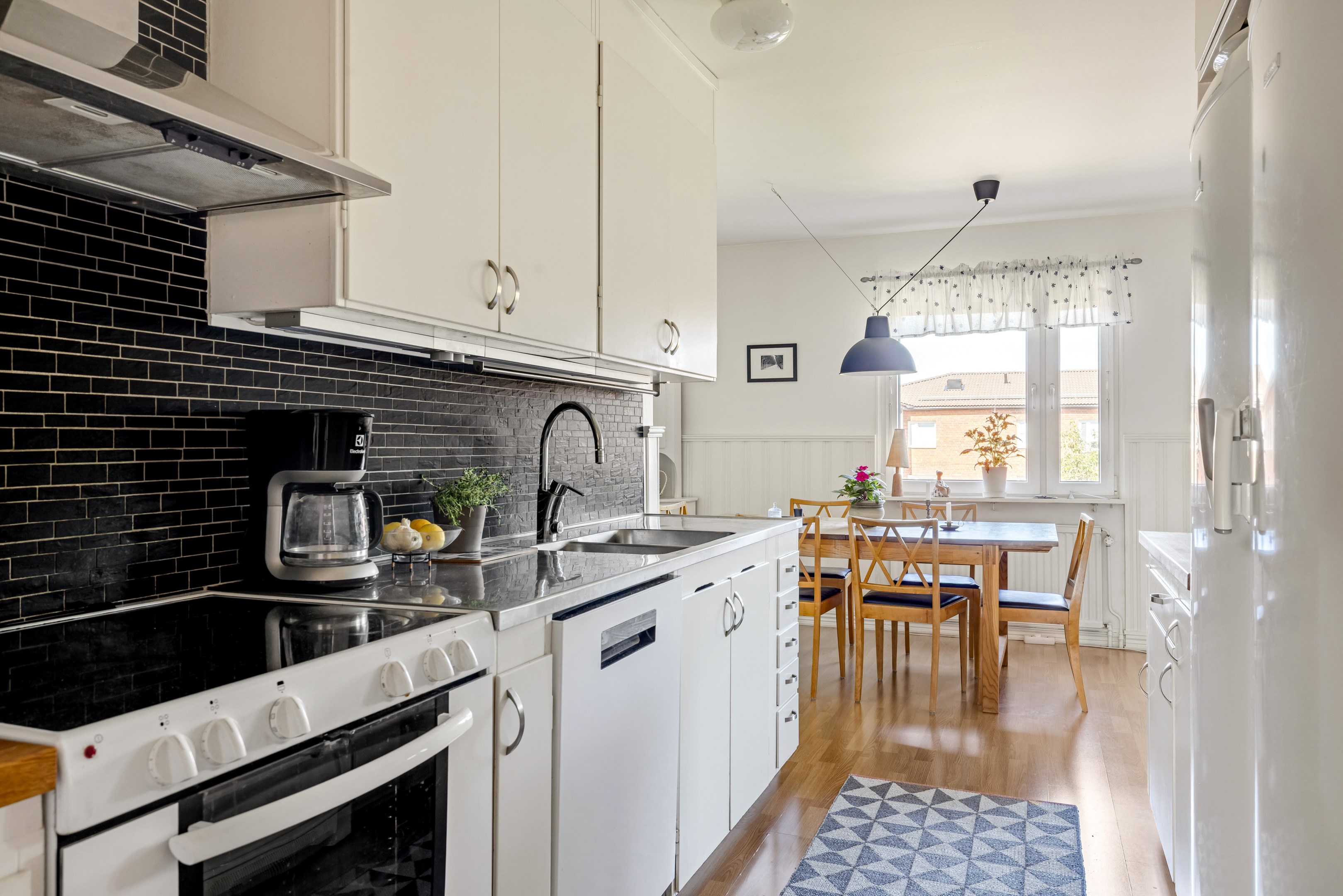 Bostadsbild från Folkungagatan 12B, Såld i Svartbäcken, Uppsala