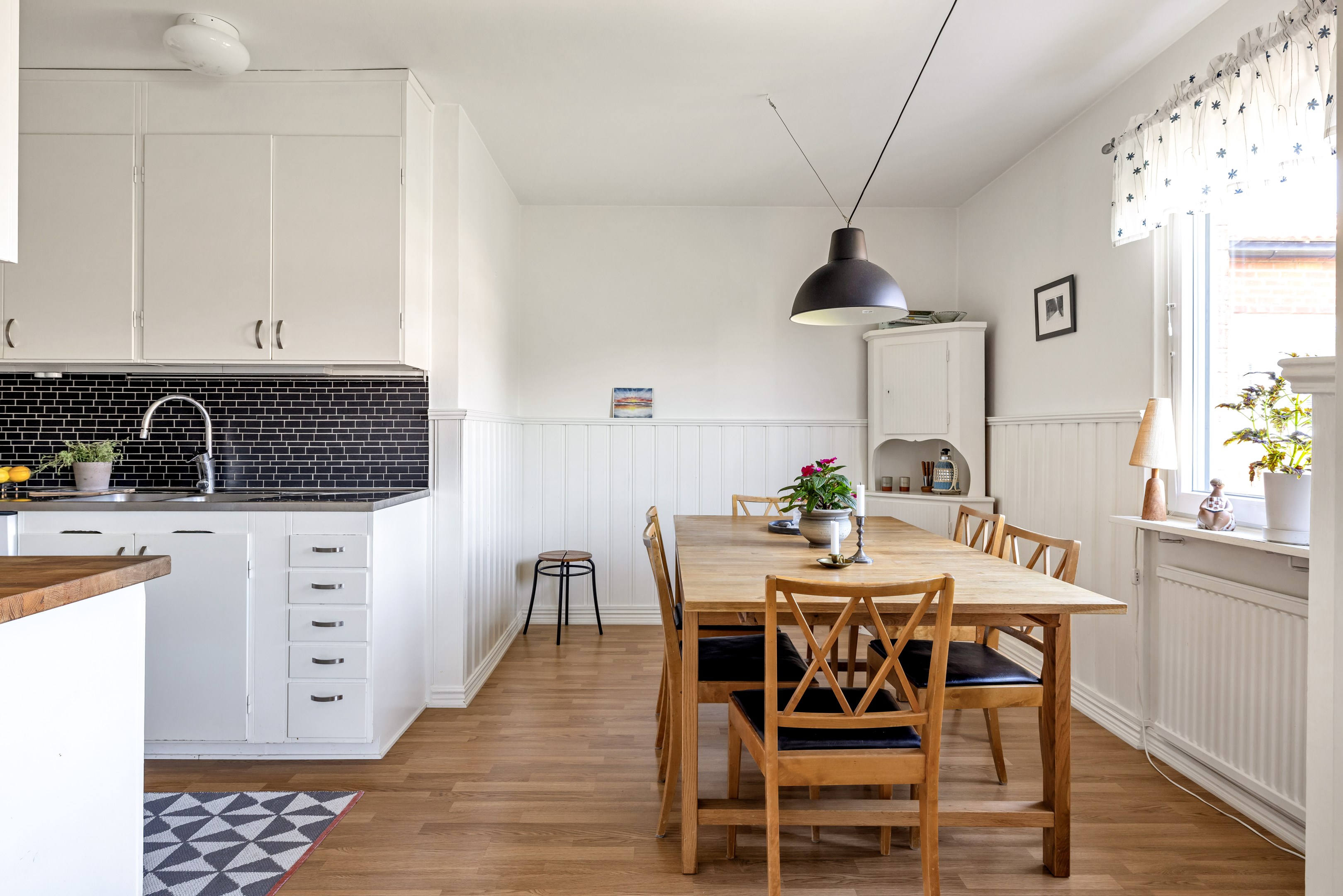 Bostadsbild från Folkungagatan 12B, Såld i Svartbäcken, Uppsala