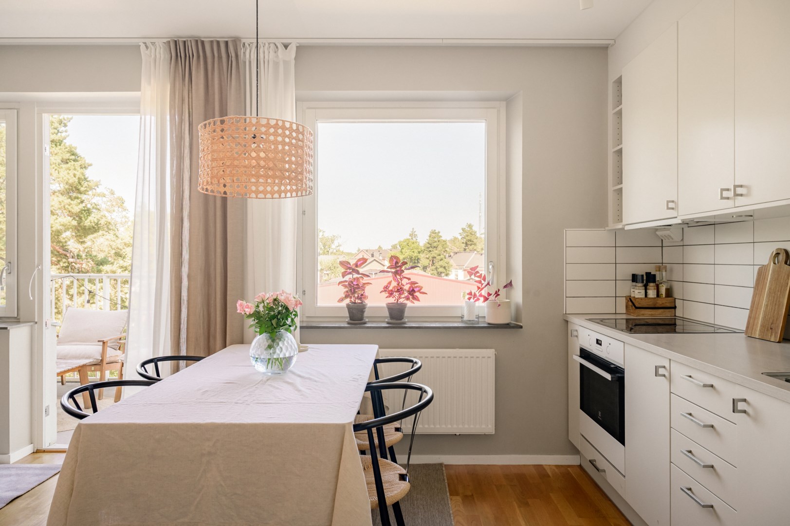 Bostadsbild från Hedenströms väg 13, 5/5tr, Såld i Tollare, Nacka