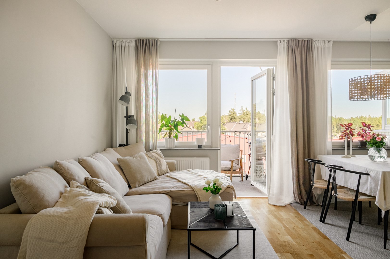 Bostadsbild från Hedenströms väg 13, 5/5tr, Såld i Tollare, Nacka