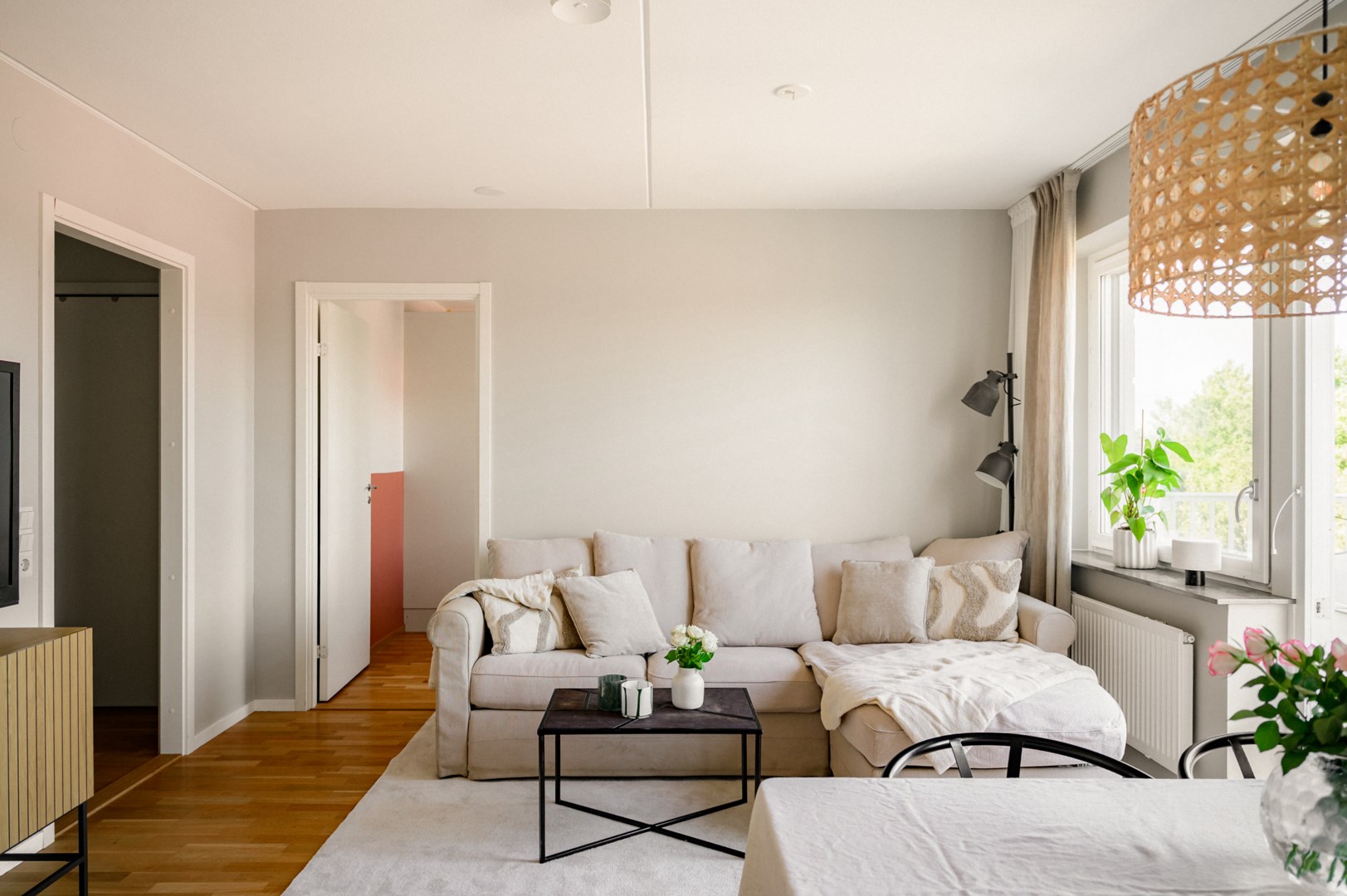 Bostadsbild från Hedenströms väg 13, 5/5tr, Såld i Tollare, Nacka