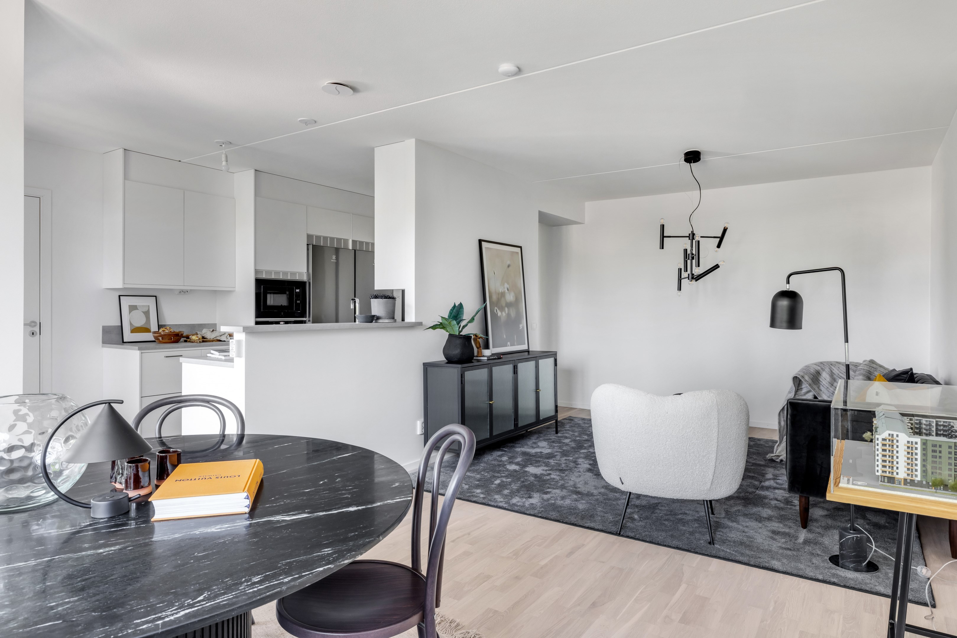 Bostadsbild från Kungsgatan 66C, Till salu i Centrum, Uppsala