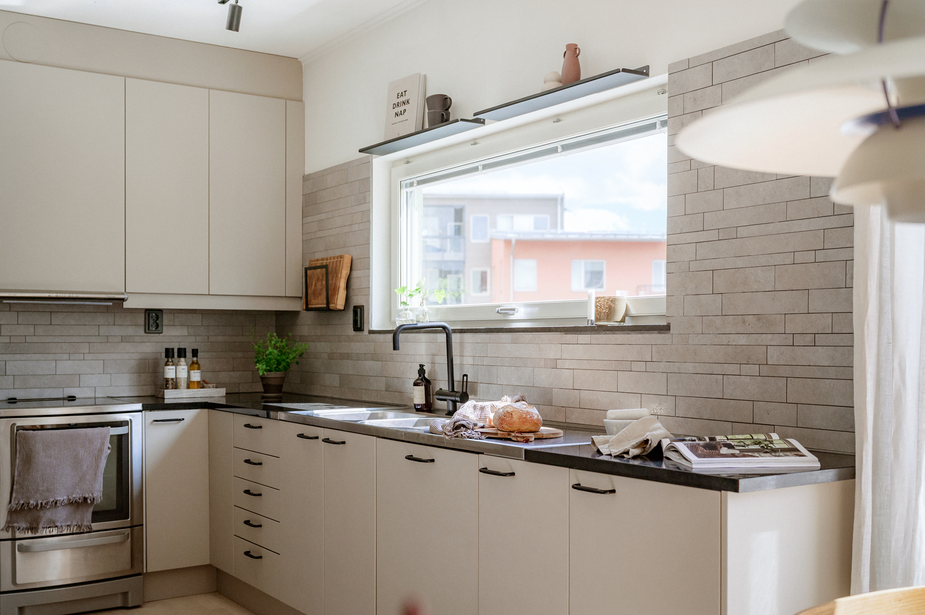 Bostadsbild från Sjökvarnsbacken 4, Såld i Saltsjöqvarn, Nacka