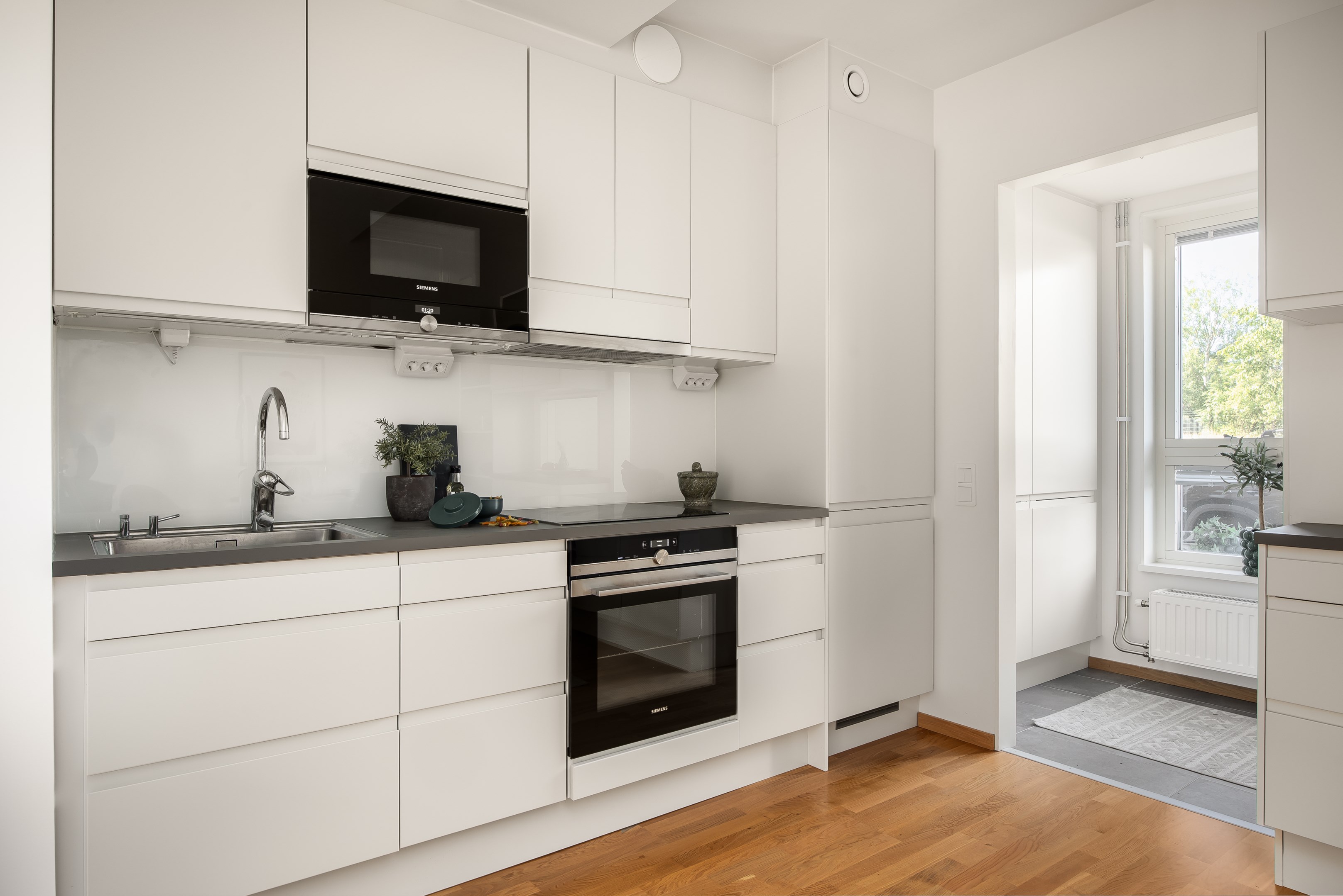 Bostadsbild från Henriksdalsringen 45C, Till salu i Henriksdalsberget, Nacka