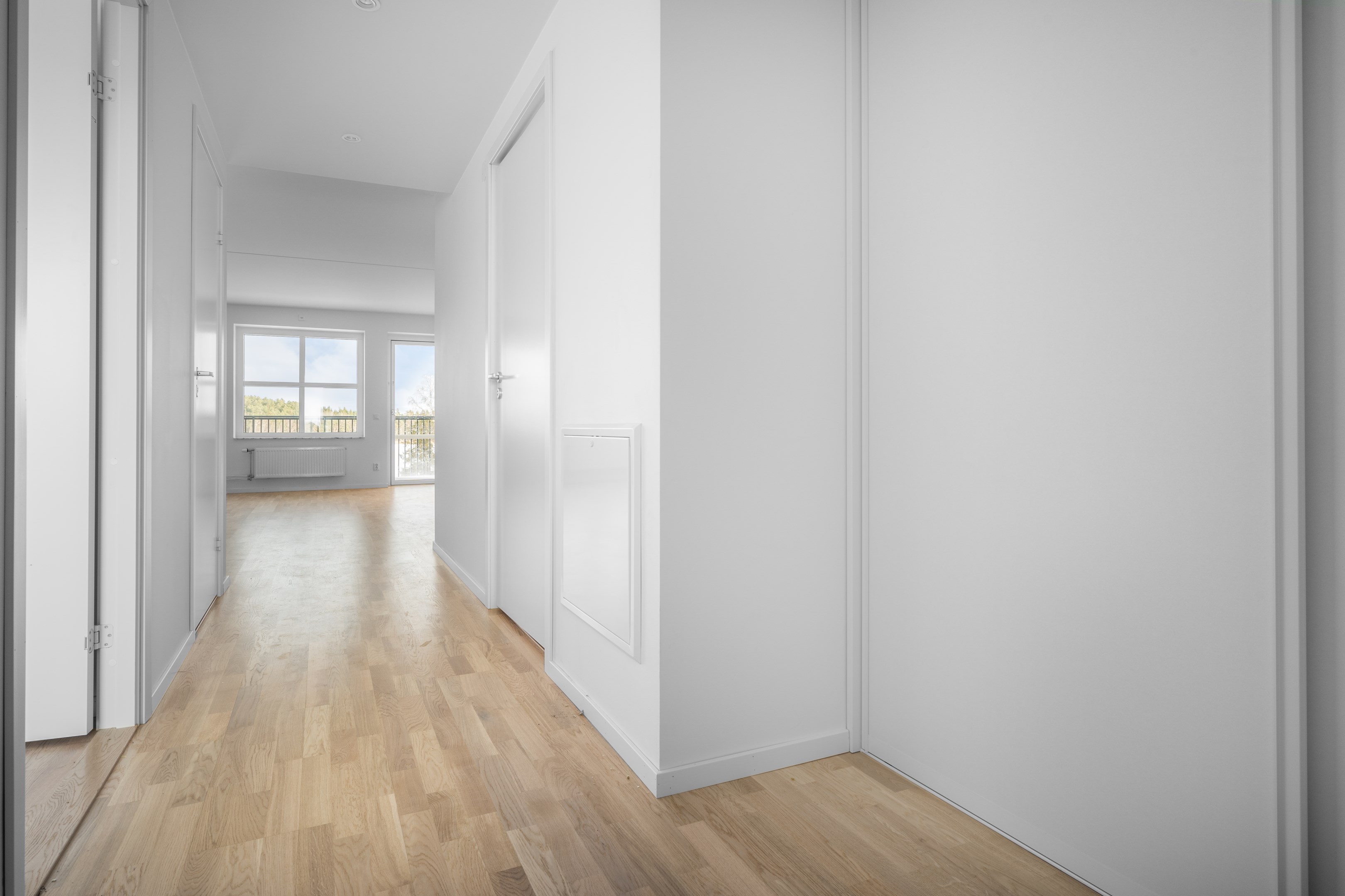 Bostadsbild från Slalomvägen 12, Till salu i Väsjön, Sollentuna