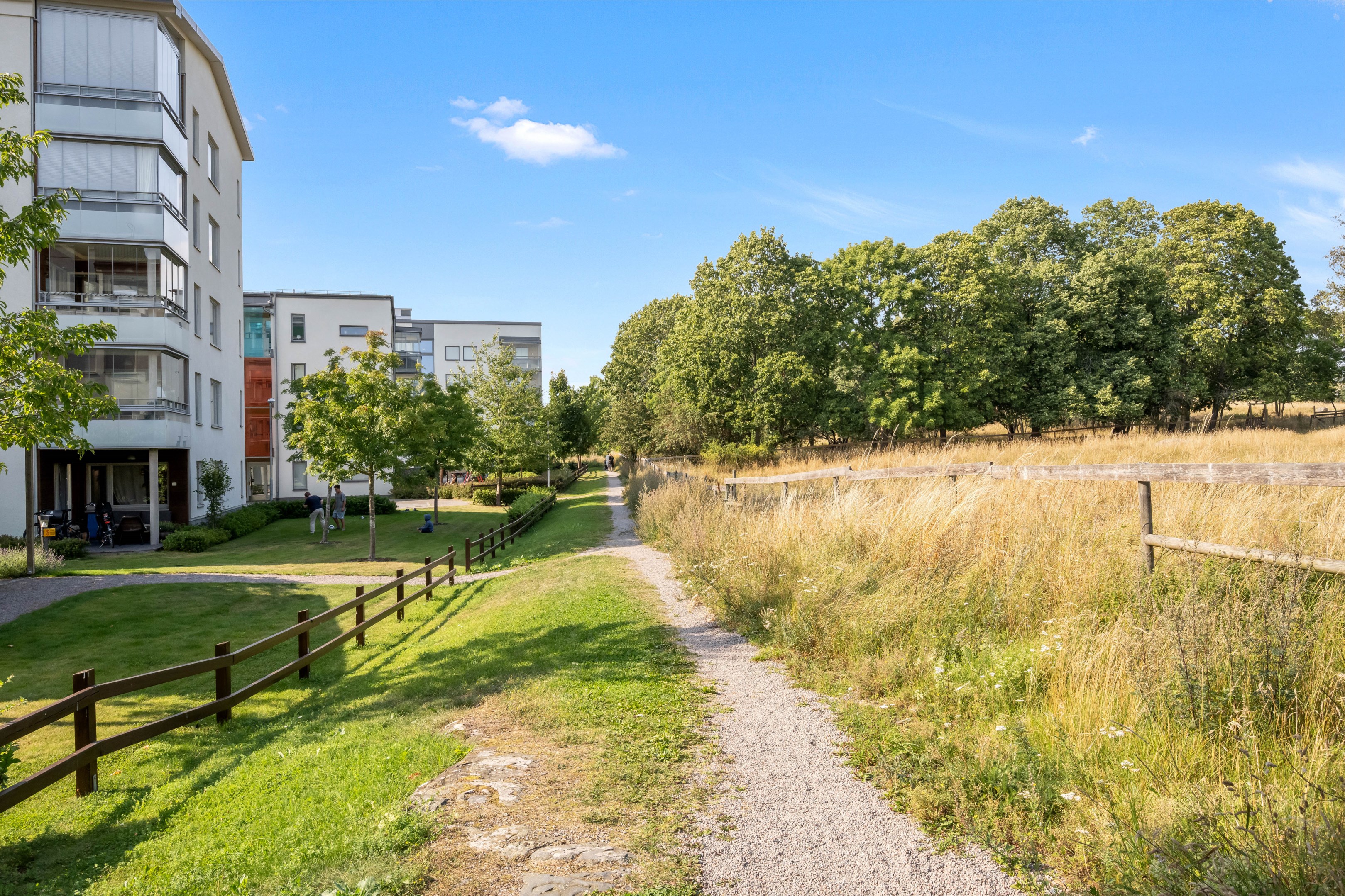 Bostadsbild från Solskensgatan 11, Till salu i Gränby, Uppsala