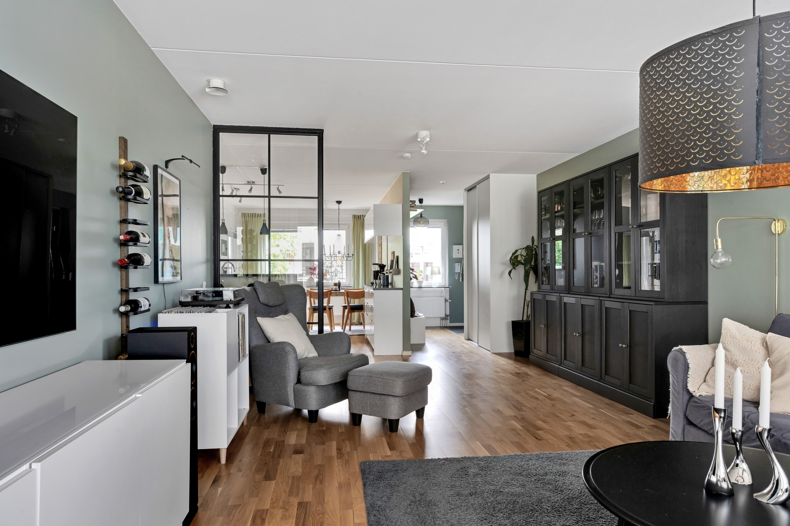 Bostadsbild från Solskensgatan 11, Till salu i Gränby, Uppsala