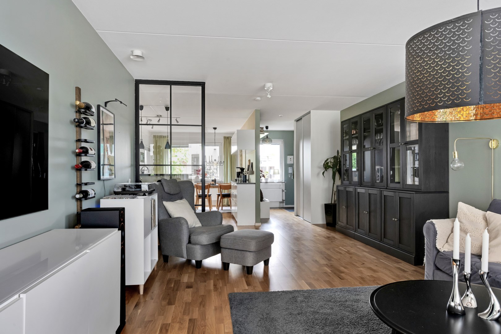 Bostadsbild från Solskensgatan 11, Till salu i Gränby, Uppsala