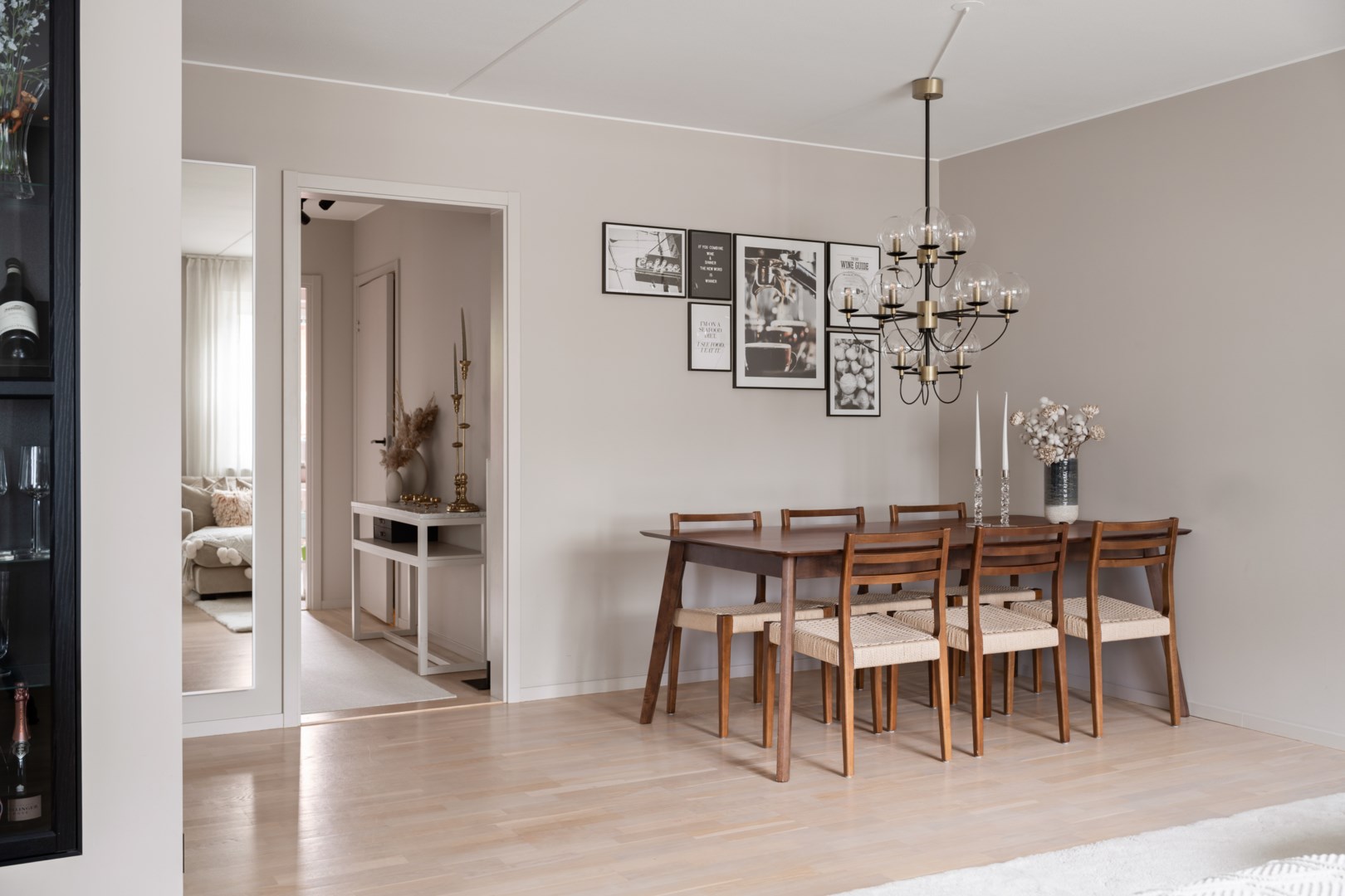 Bostadsbild från Hedenströms väg 13, Såld i Tollare, Nacka