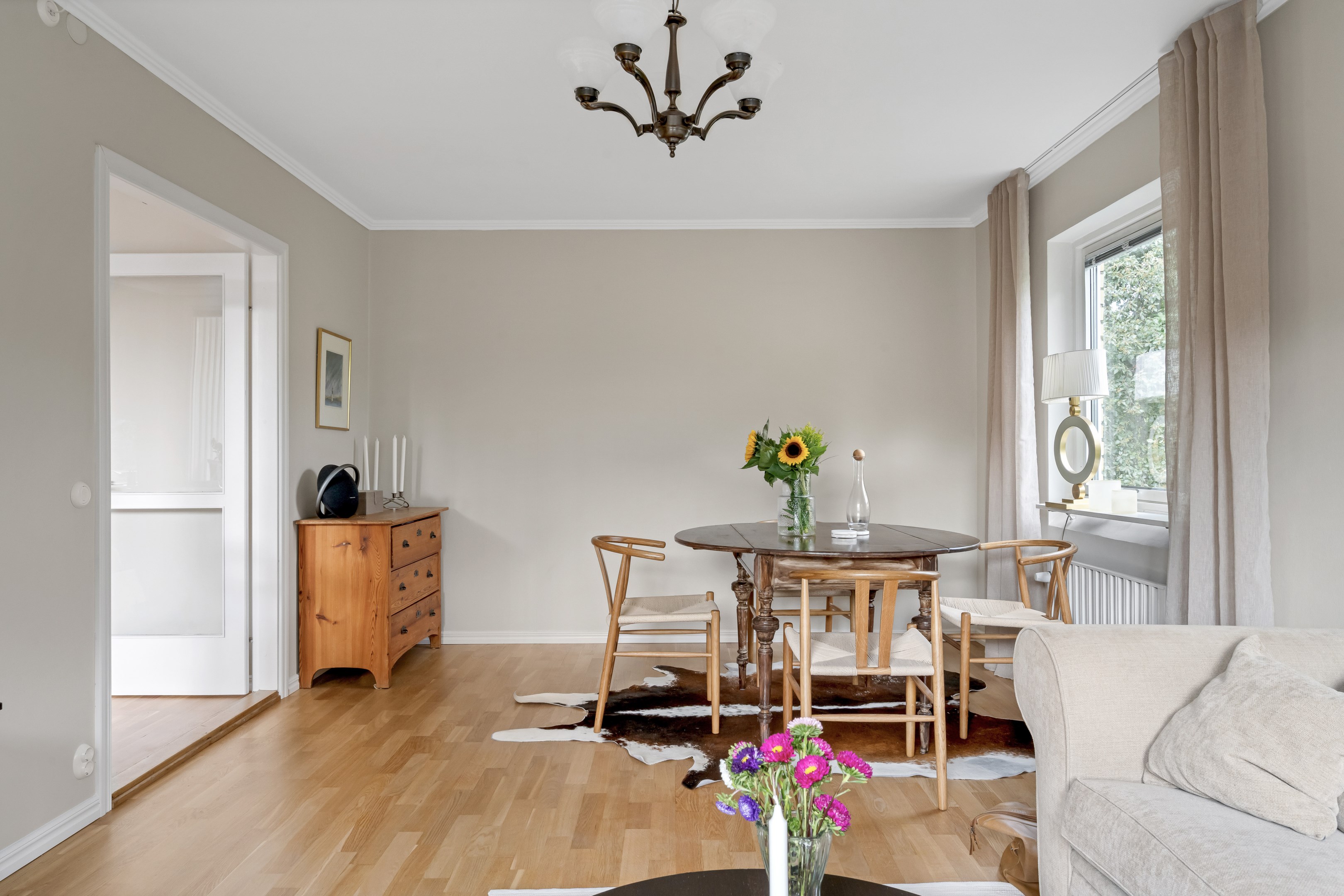 Bostadsbild från Bellmansgatan 40, Såld i Löten, Uppsala