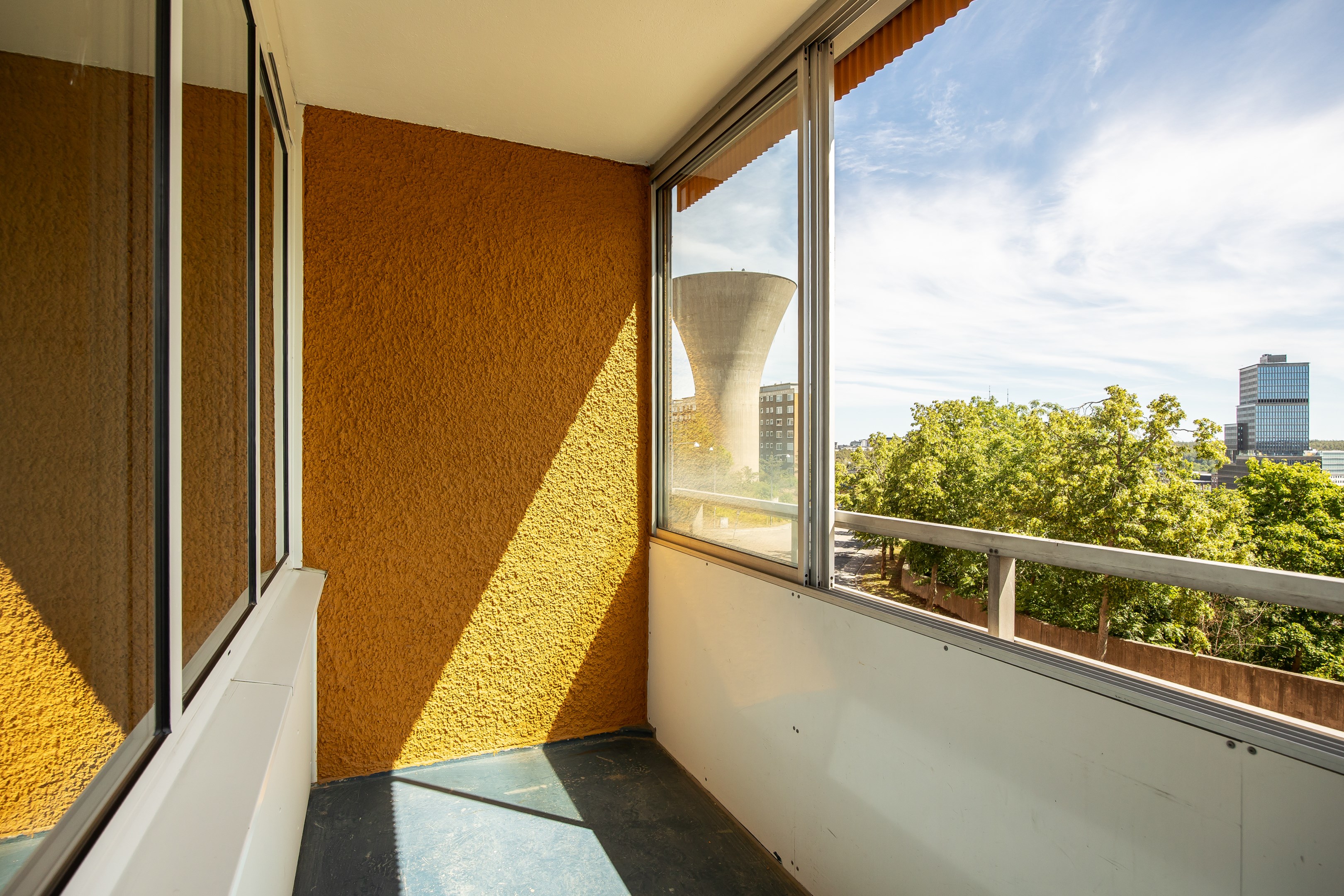 Bostadsbild från Henriksdalsringen 63, Till salu i Henriksdalsberget, Nacka