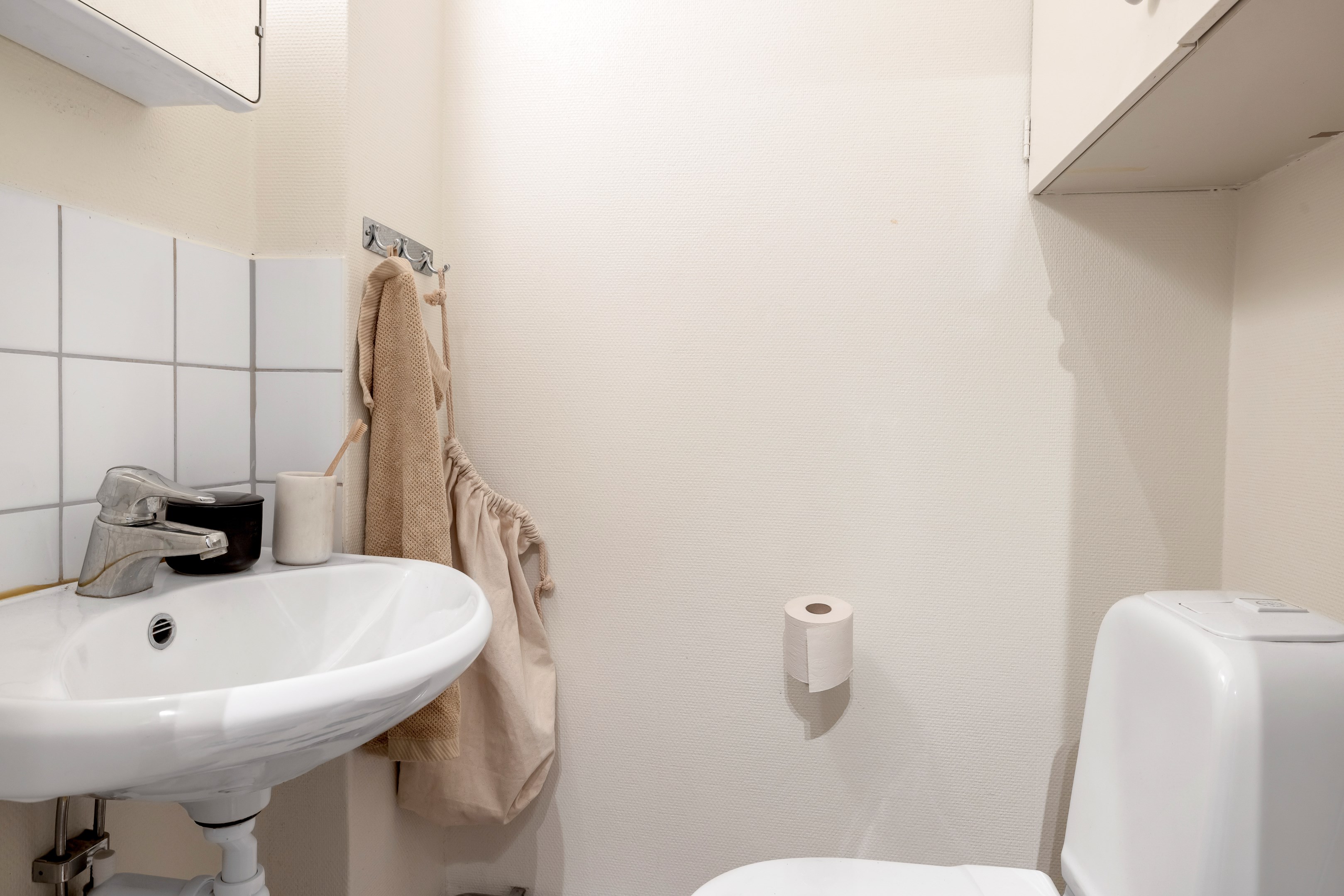 Bostadsbild från Lindsbergsgatan 15A, Till salu i Sommarro, Uppsala