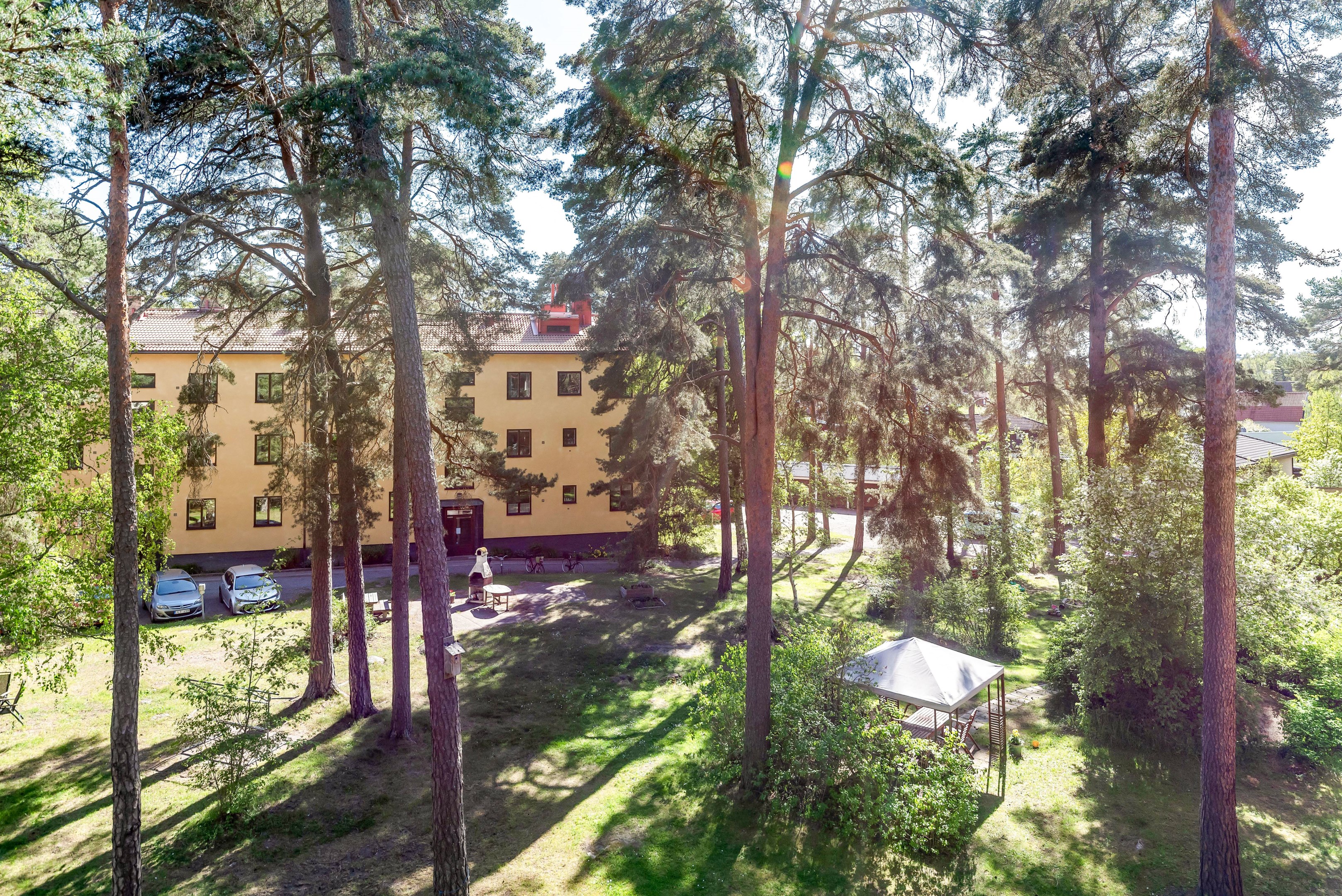 Bostadsbild från Lindsbergsgatan 15A, Till salu i Sommarro, Uppsala