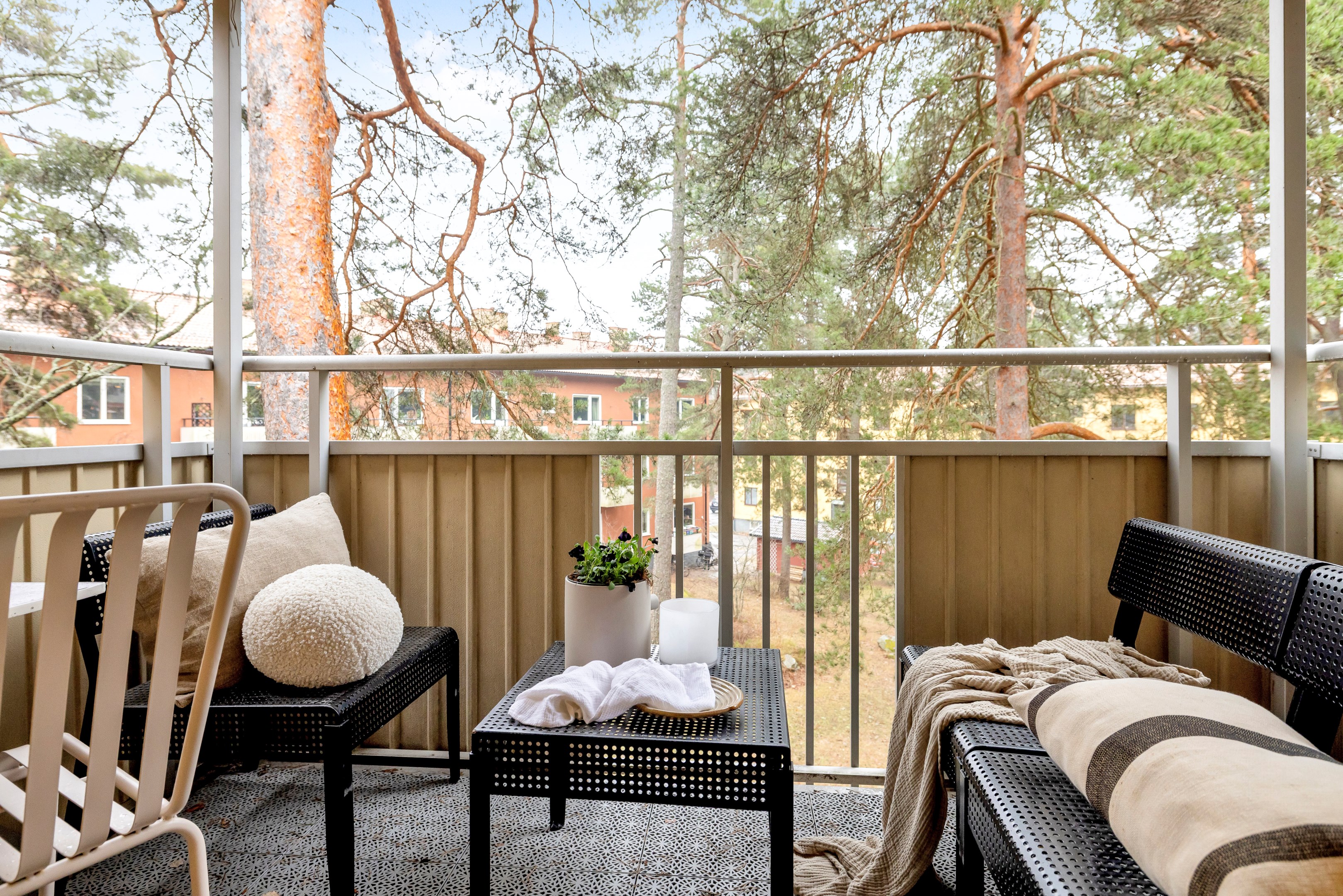 Bostadsbild från Lindsbergsgatan 15A, Till salu i Sommarro, Uppsala