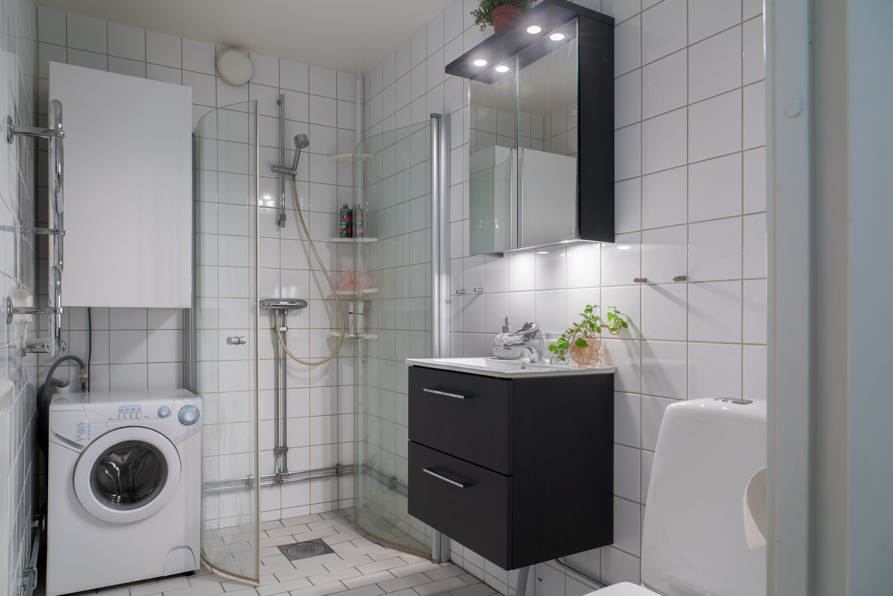 Bostadsbild från Tullingebergsvägen 15, Kommande i G:a Tullingeberg, Botkyrka