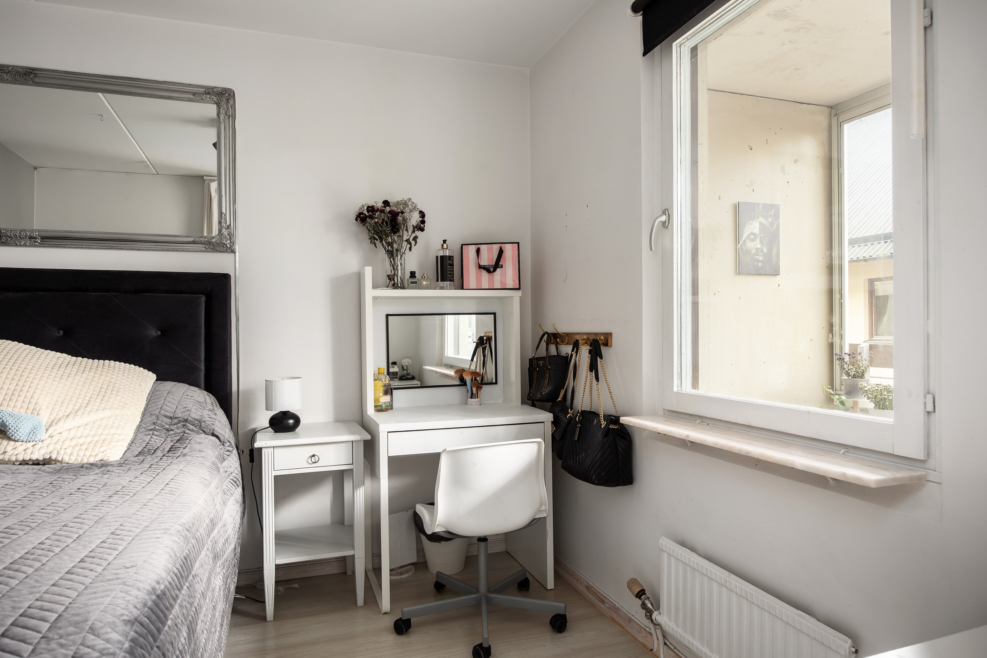 Bostadsbild från Grusåsgränd 10, Till salu i Enskede, Stockholm