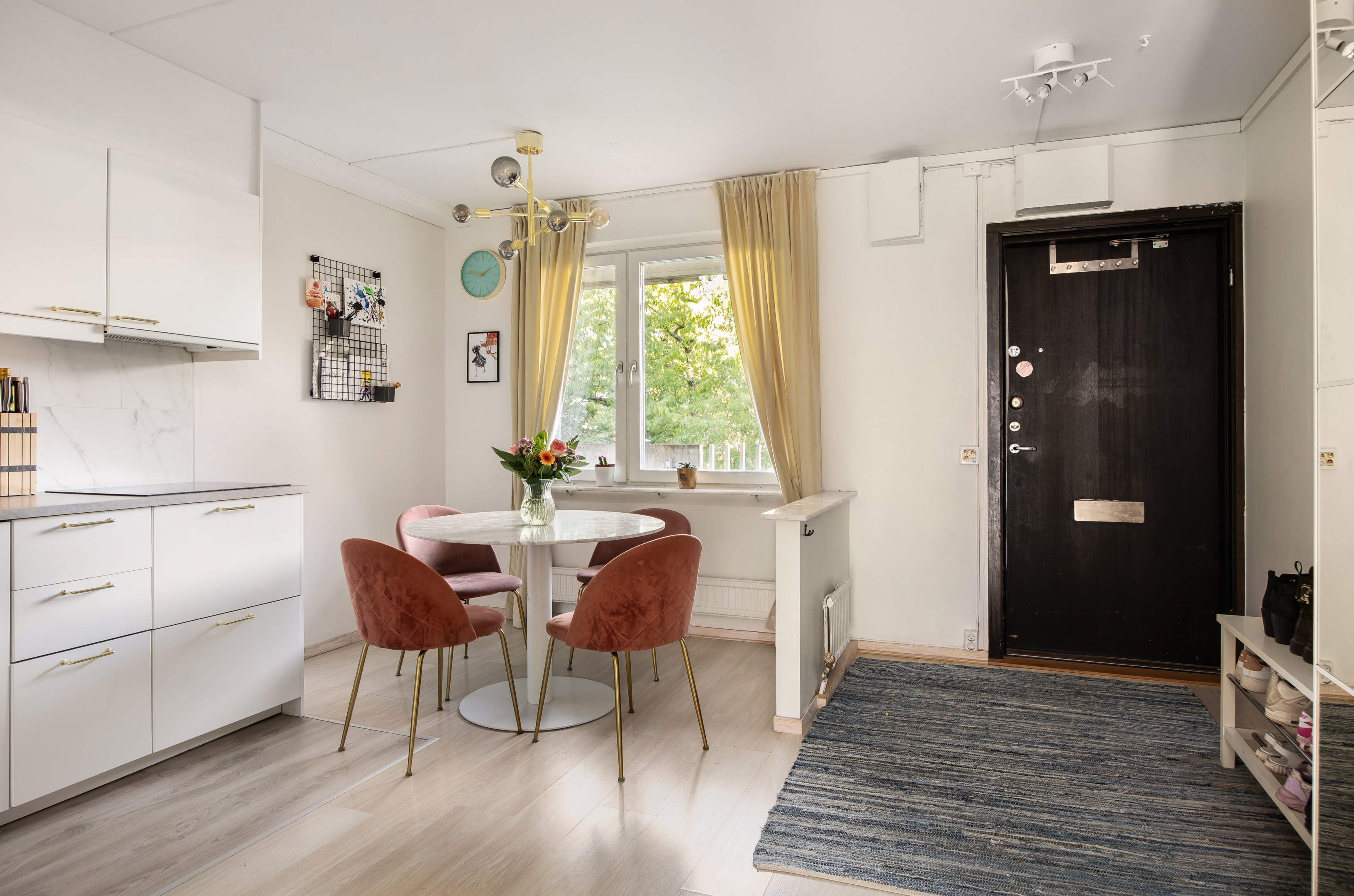 Bostadsbild från Grusåsgränd 10, Till salu i Enskede, Stockholm