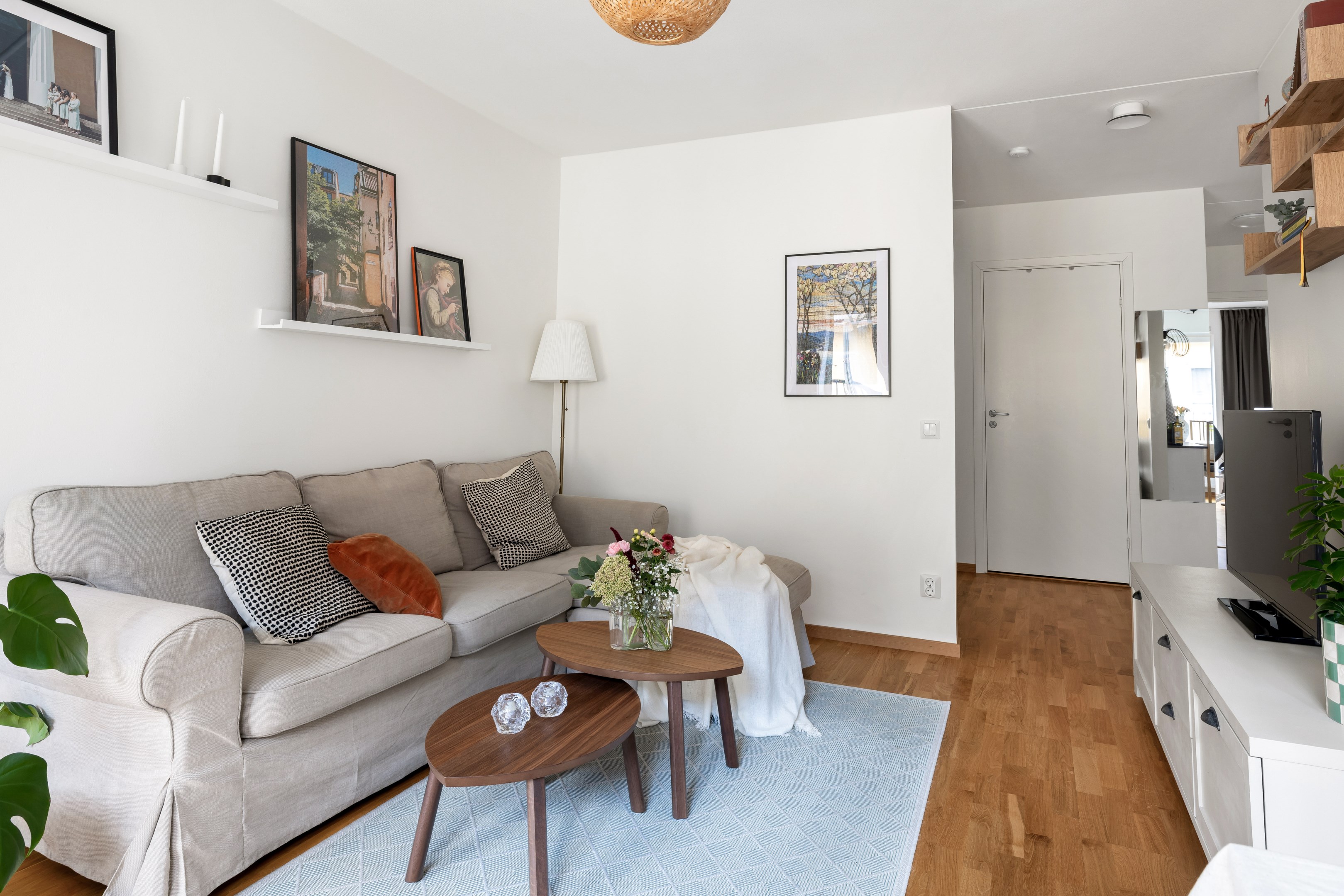 Bostadsbild från Råbyvägen 78, Såld i Kapellgärdet, Uppsala