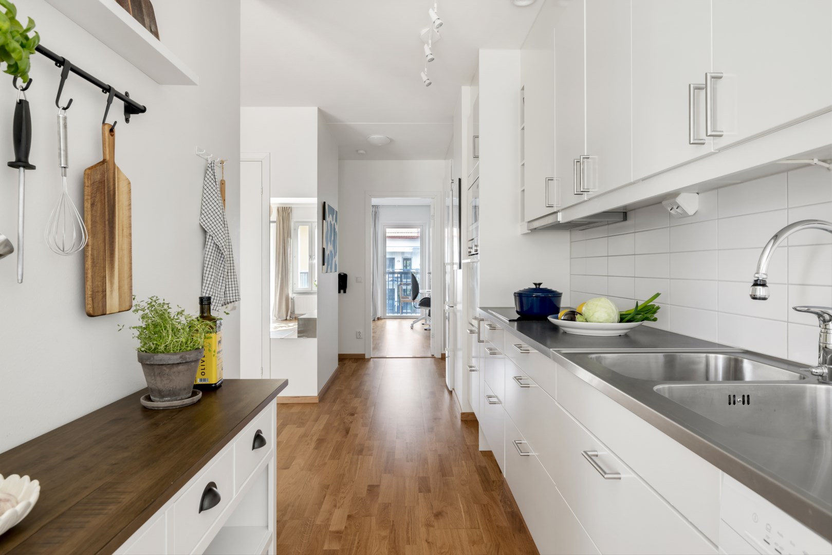 Bostadsbild från Råbyvägen 78, Till salu i Kapellgärdet, Uppsala