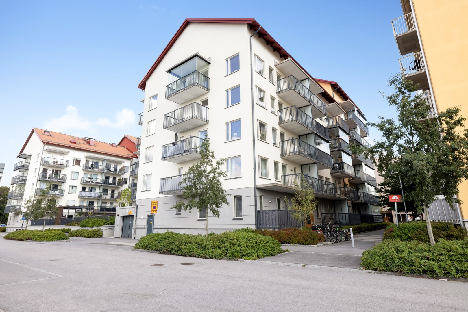 Bostadsbild från Råbyvägen 78, Till salu i Kapellgärdet, Uppsala