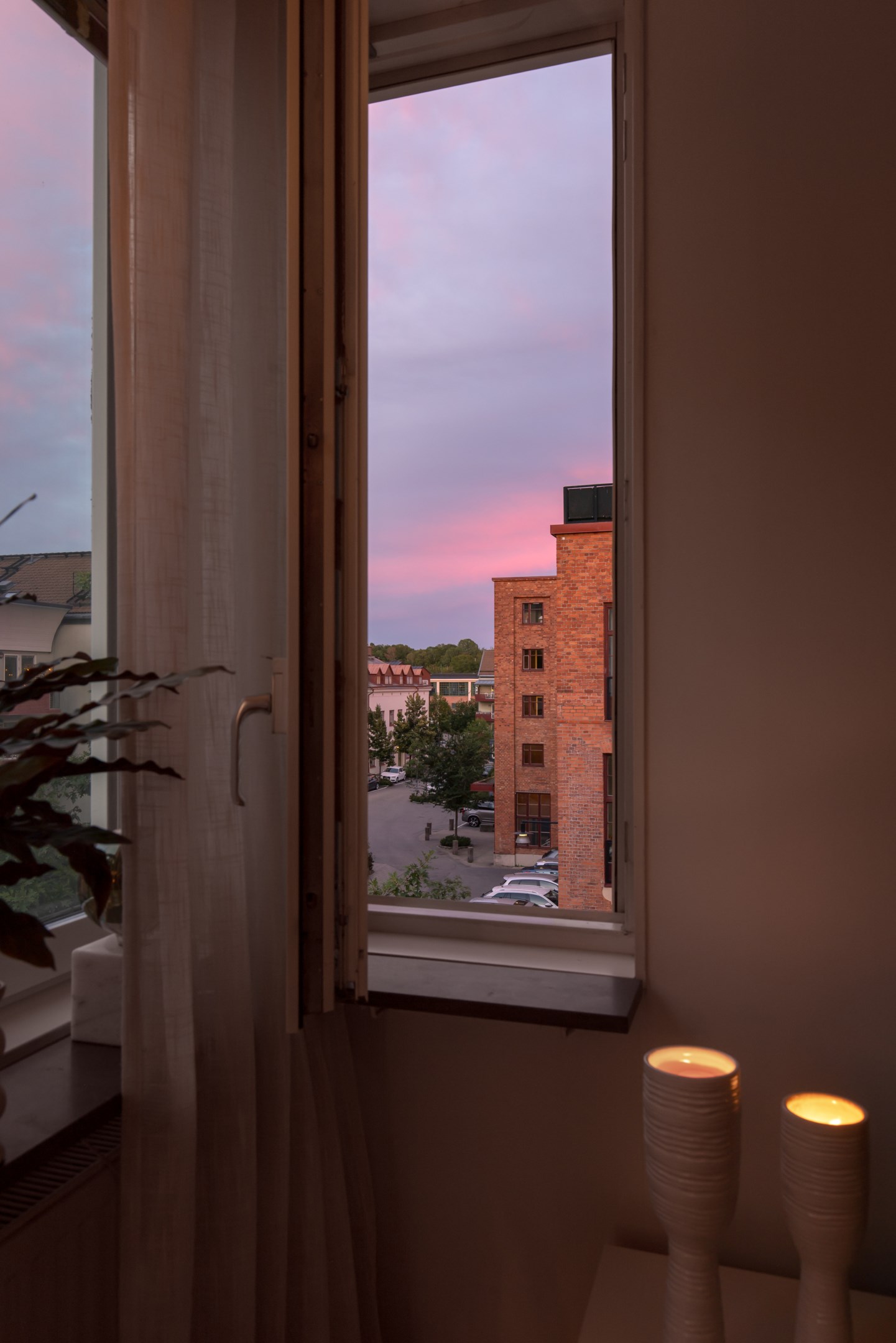 Bostadsbild från Garverigränd 15, 6/6tr, Såld i Järla sjö, Nacka