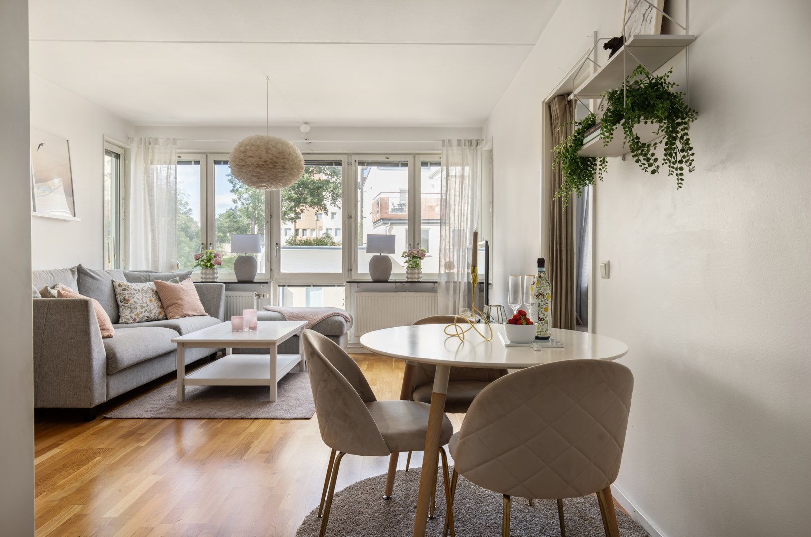 Bostadsbild från Garverigränd 15, 6/6tr, Såld i Järla sjö, Nacka