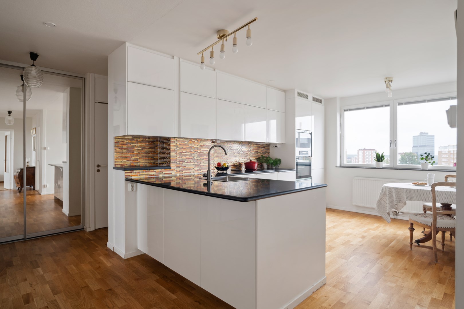 Bostadsbild från Henriksdalsringen 11, Såld i Henriksdalsberget, Nacka