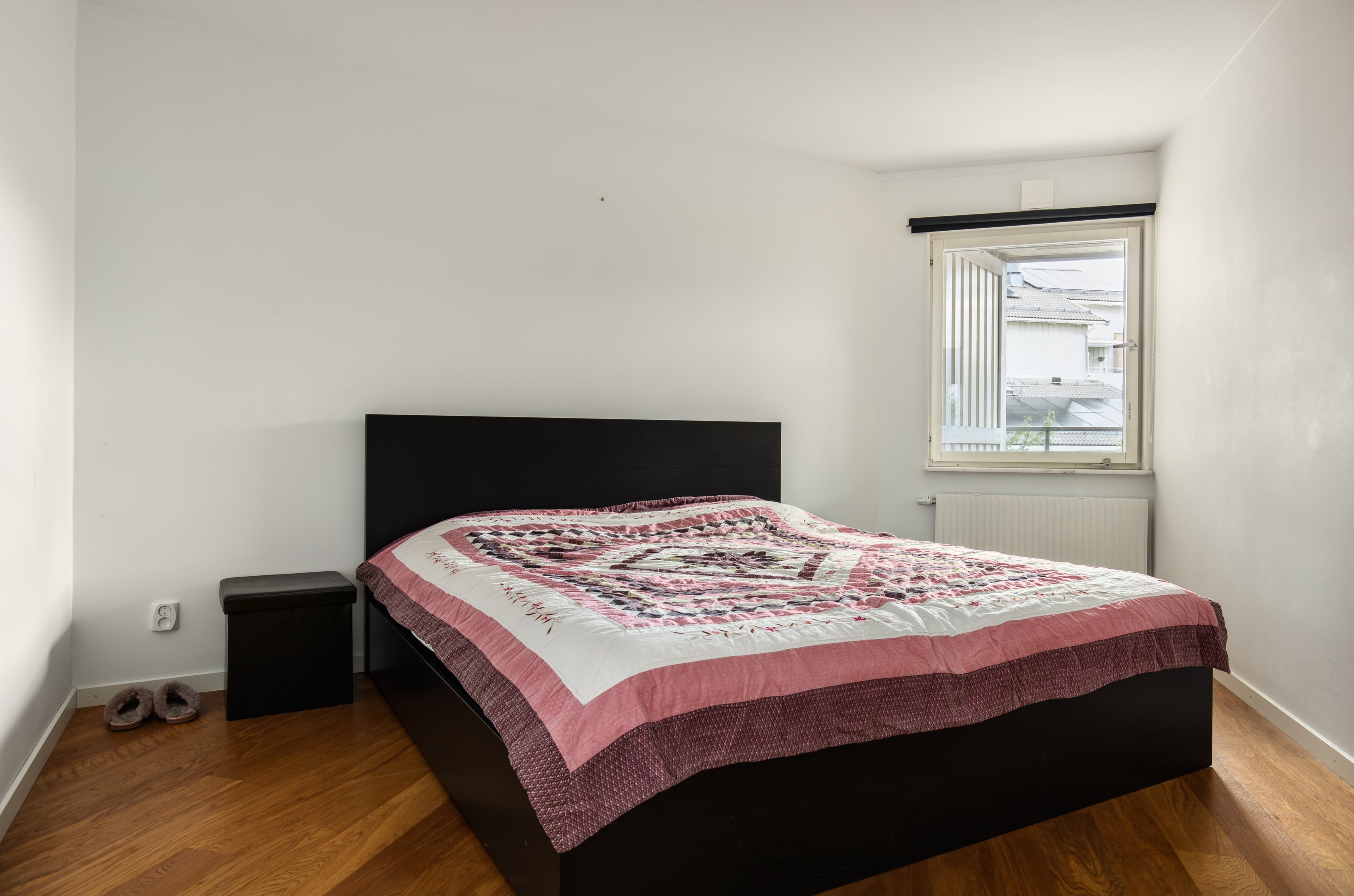 Bostadsbild från Skogalundsklippan 20, Såld i Skogalund, Nacka