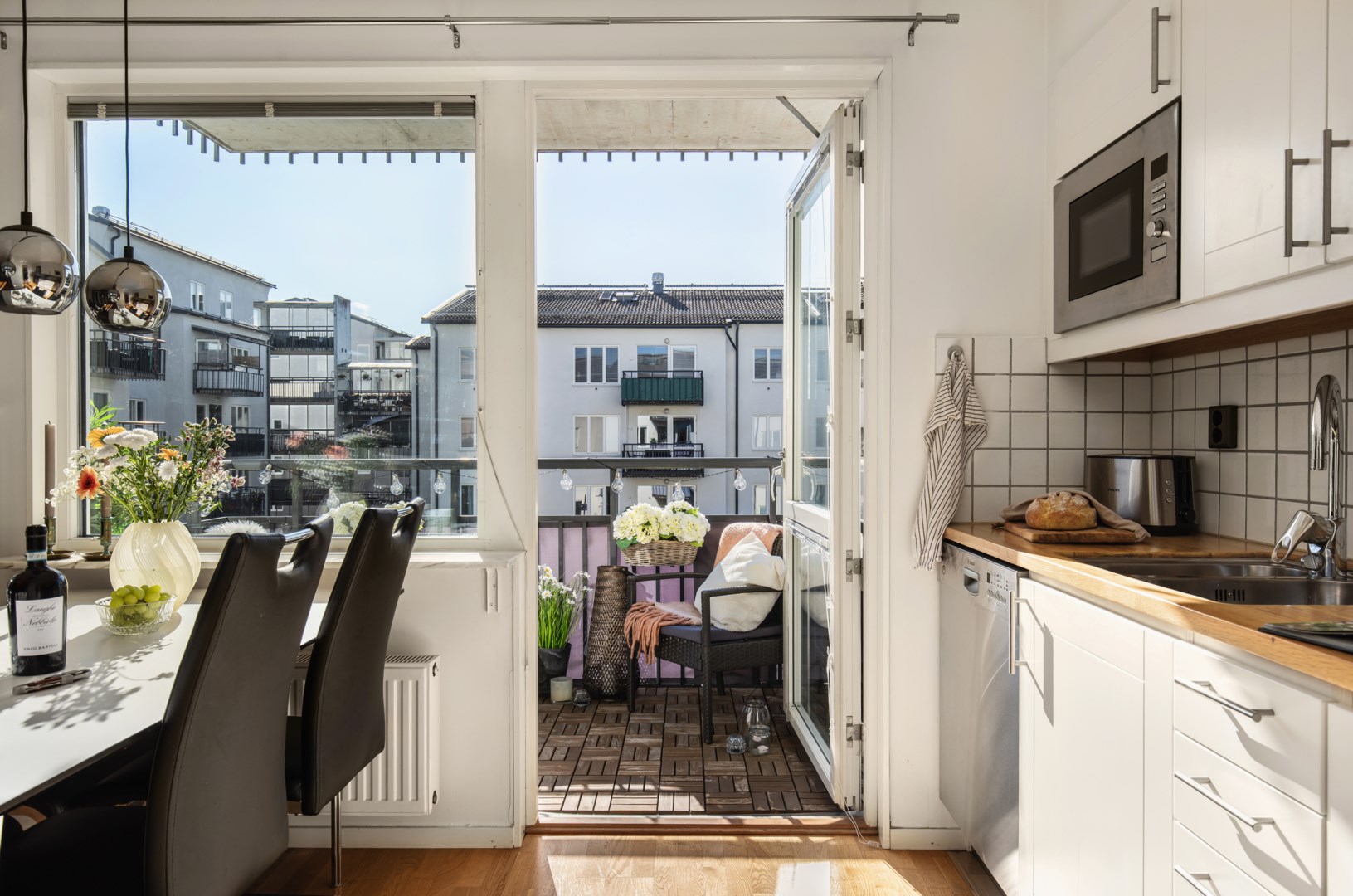 Bostadsbild från Munkhättevägen 23A, Såld i Tumba Park, Botkyrka