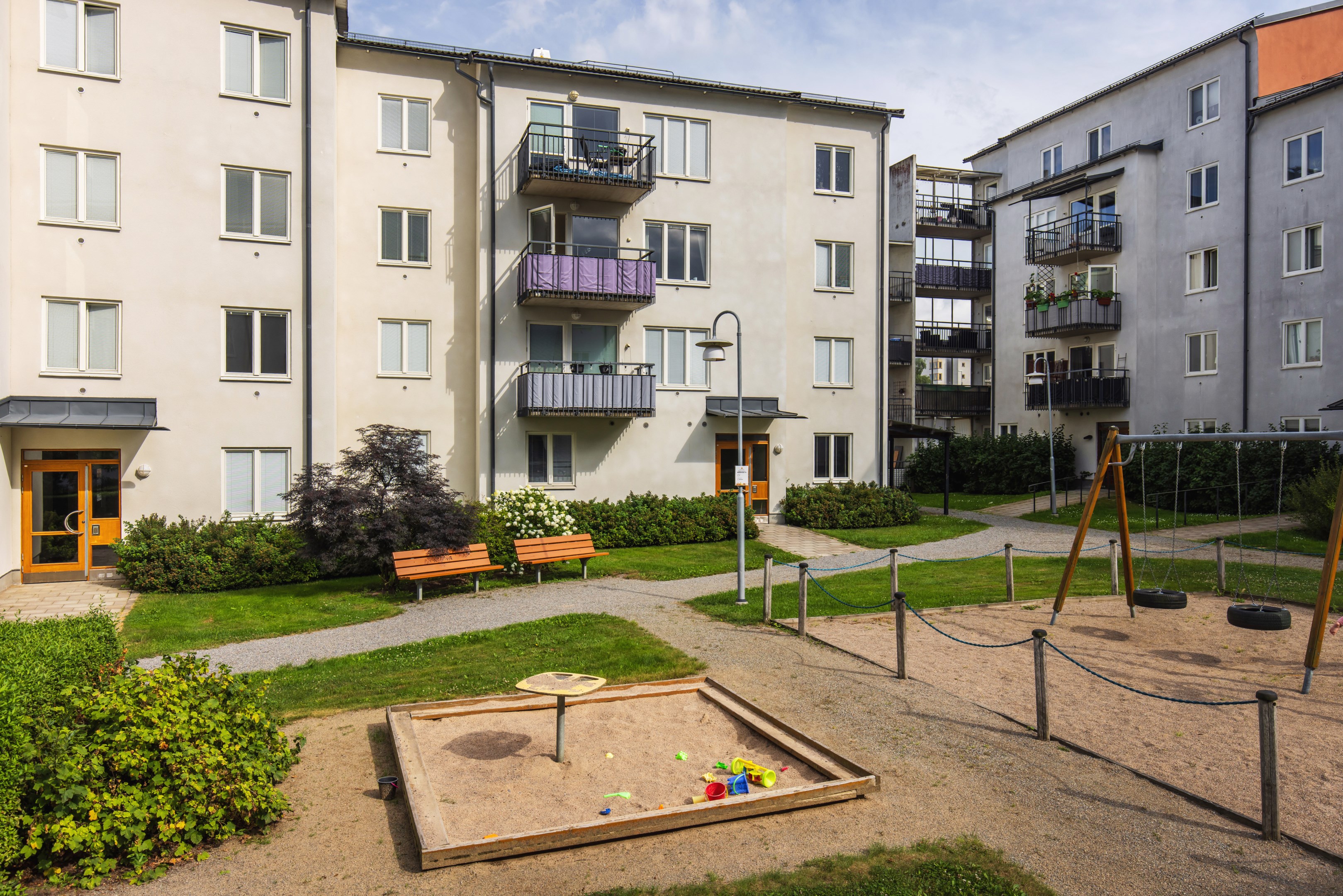 Bostadsbild från Munkhättevägen 23A, Såld i Tumba Park, Botkyrka
