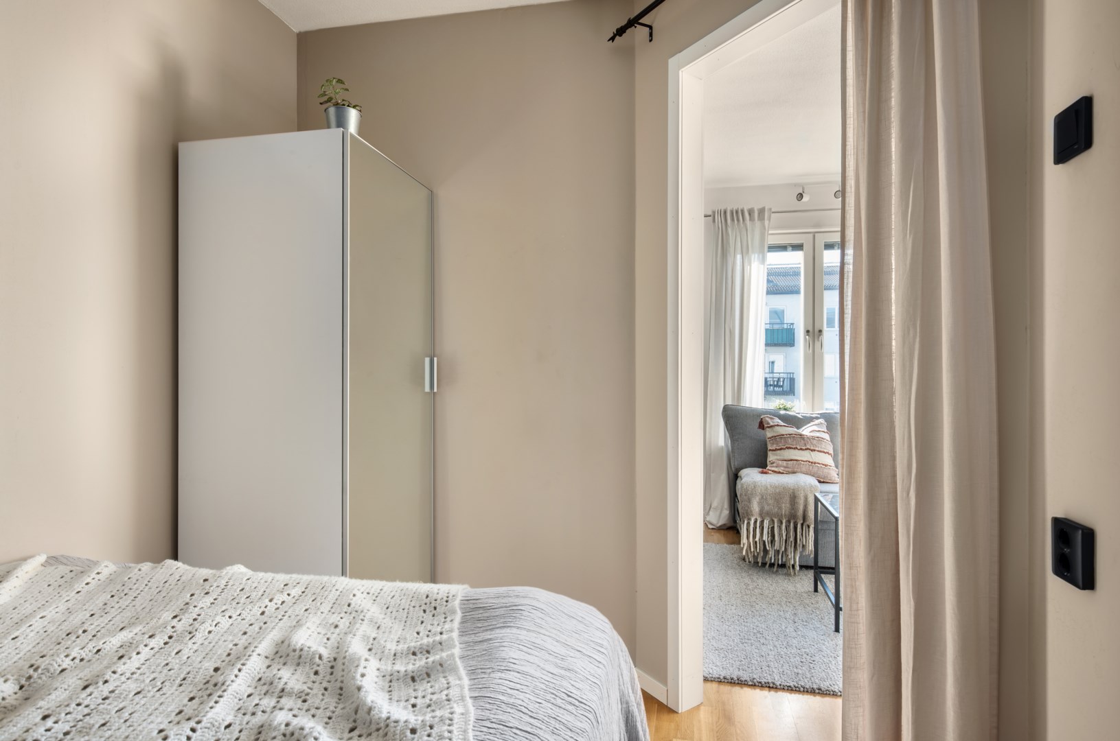 Bostadsbild från Munkhättevägen 23A, Såld i Tumba Park, Botkyrka