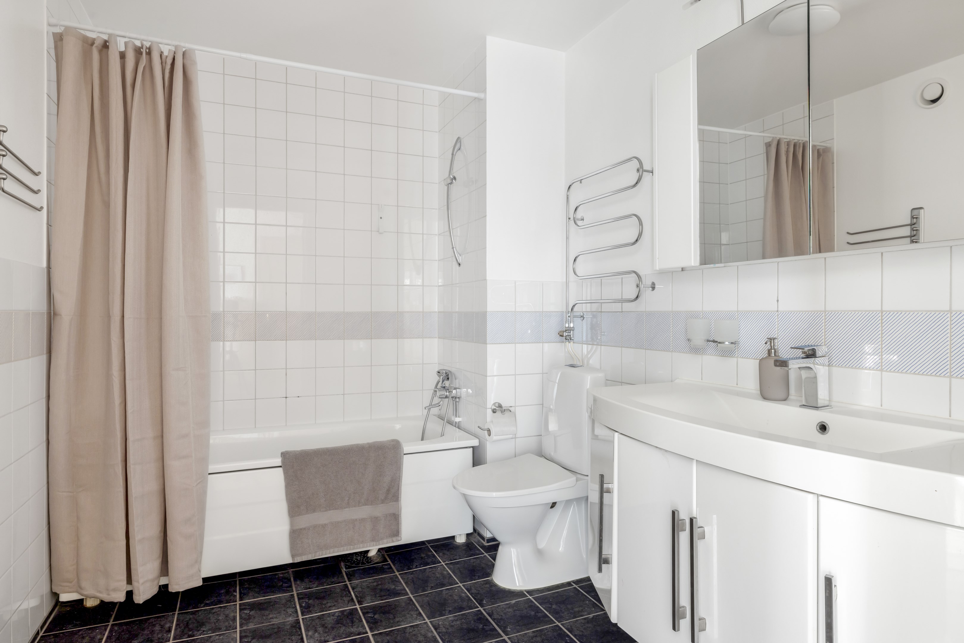 Bostadsbild från Eva Lagerwalls väg 6, Såld i Ulleråker, Uppsala