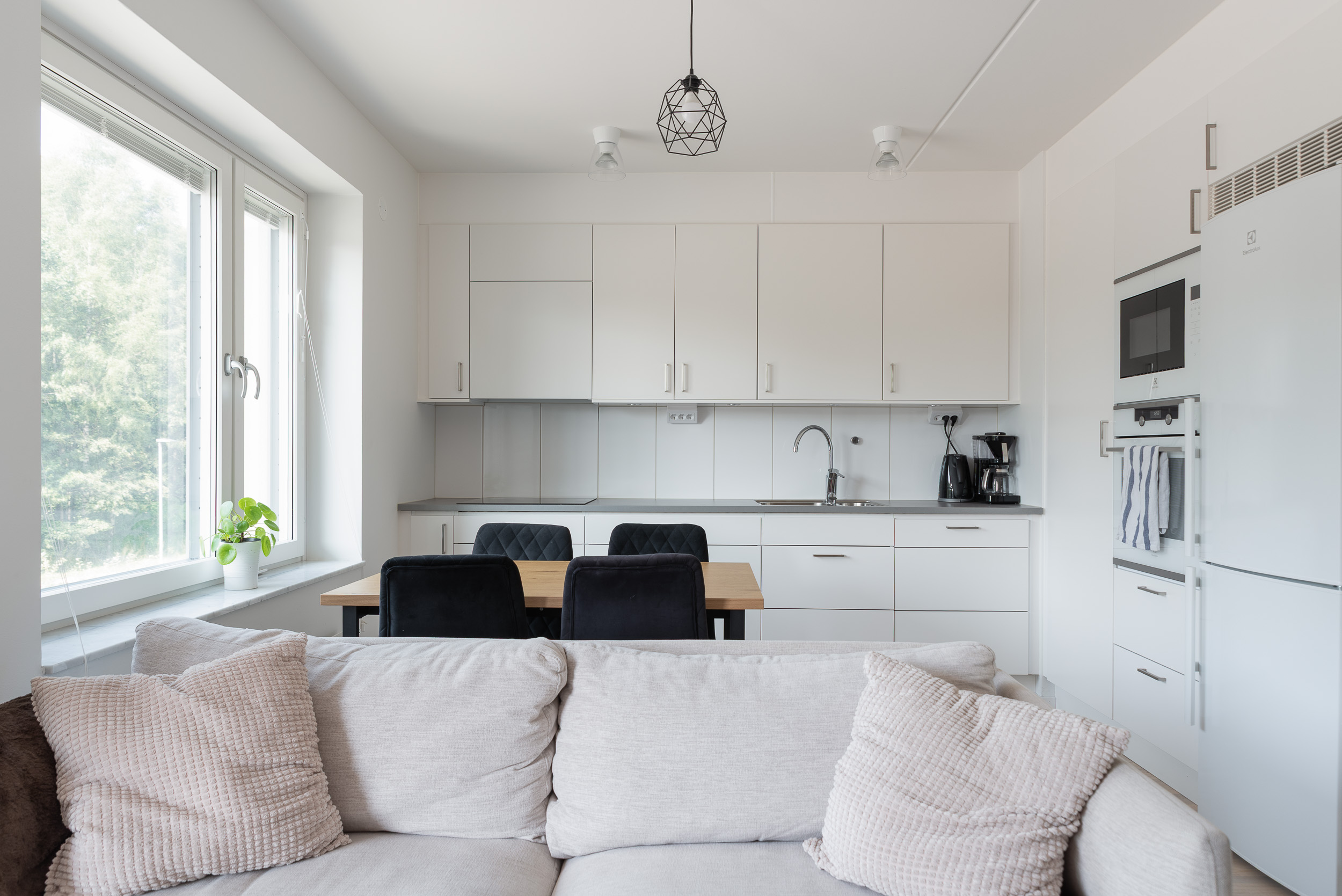 Bostadsbild från Önstavägen 8, Såld i Gryta, Västerås