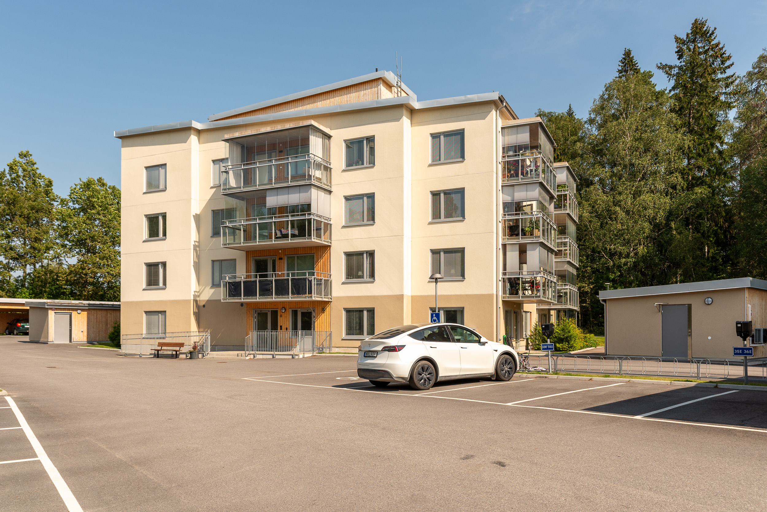 Bostadsbild från Önstavägen 8, Såld i Gryta, Västerås