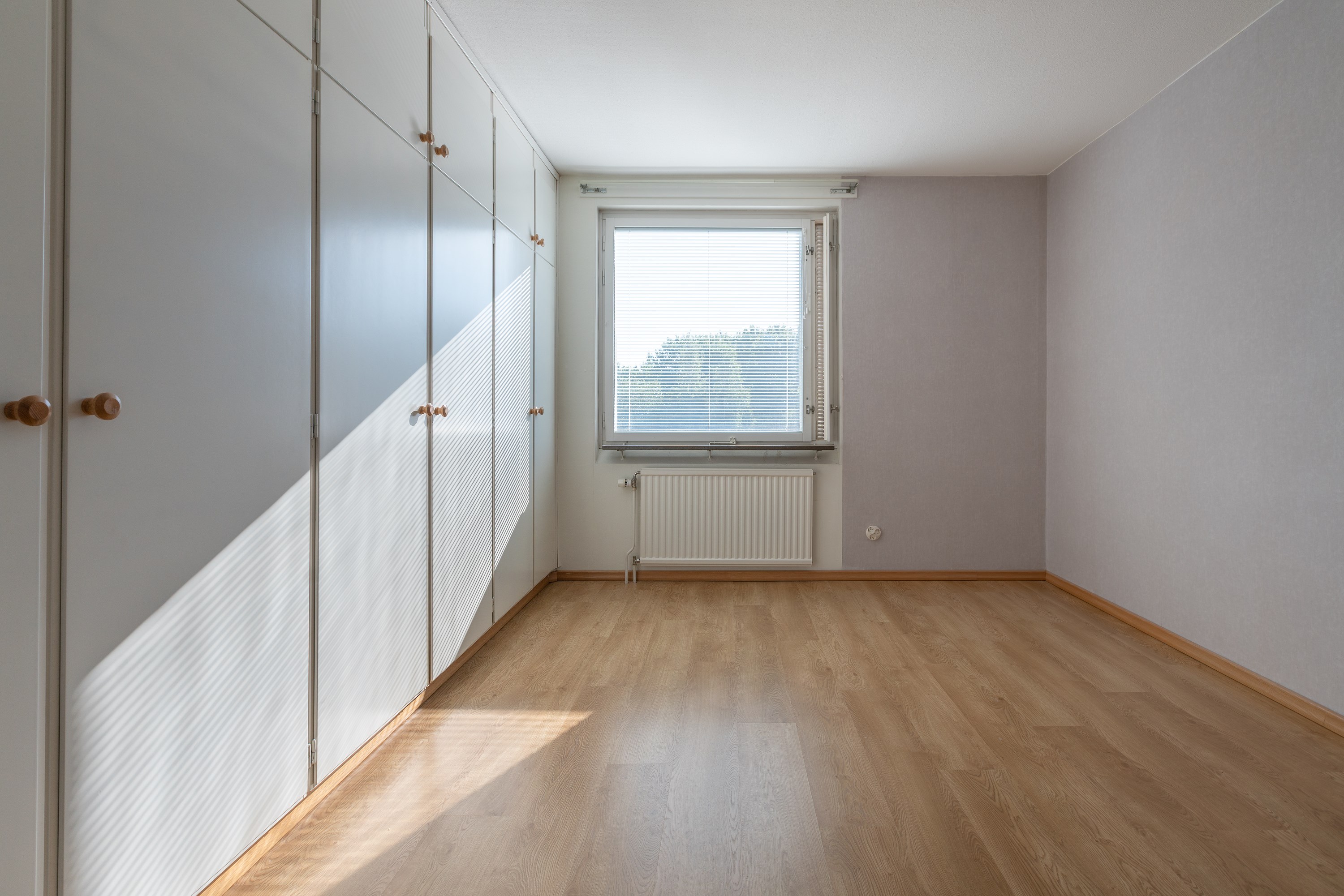 Bostadsbild från Tullingebergsvägen 52, Såld i G:a Tullingeberg, Botkyrka