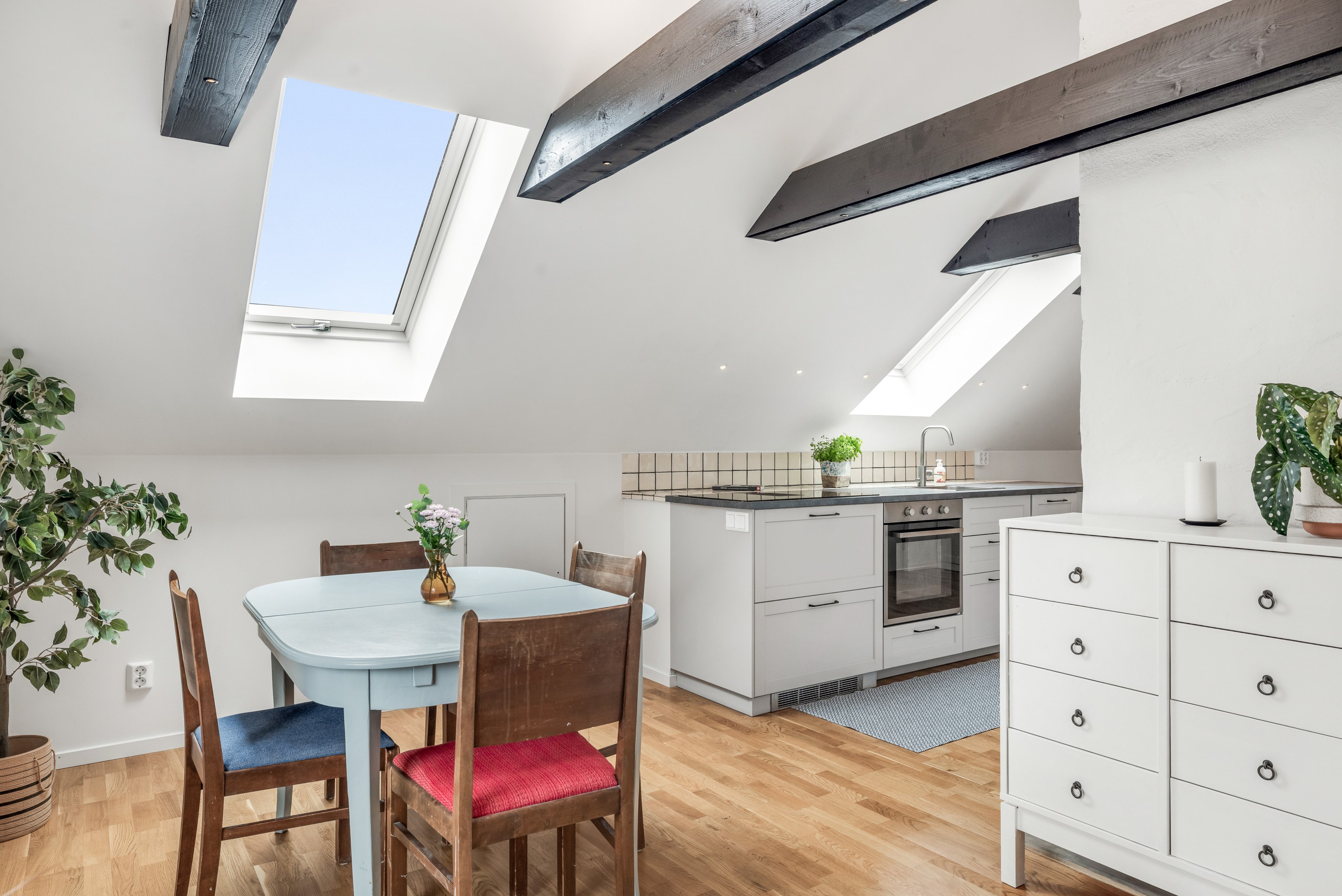 Bostadsbild från Västra järnvägsgatan 23A, Såld i Främre Svartbäcken, Uppsala